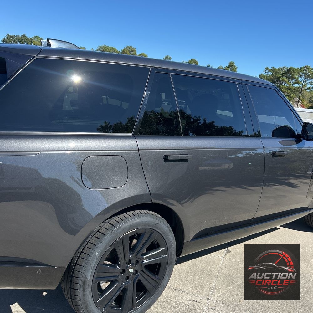 2023 Land Rover Range Rover P530 SE LWB