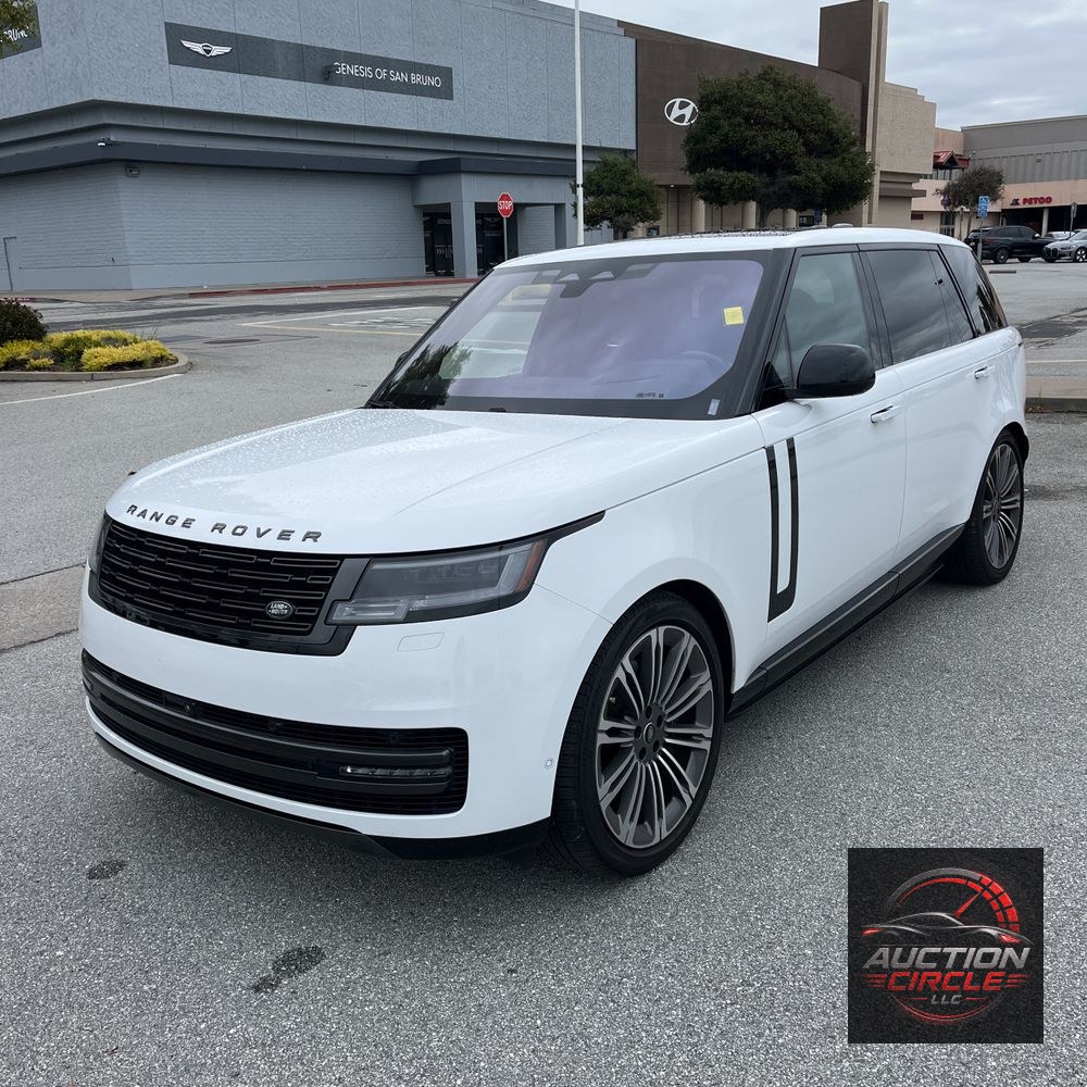 2023 Land Rover Range Rover SE