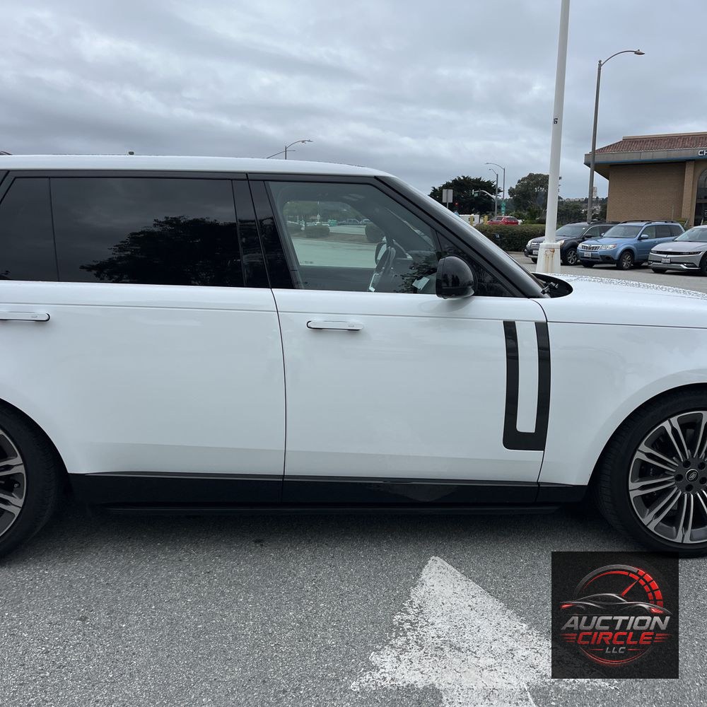 2023 Land Rover Range Rover SE