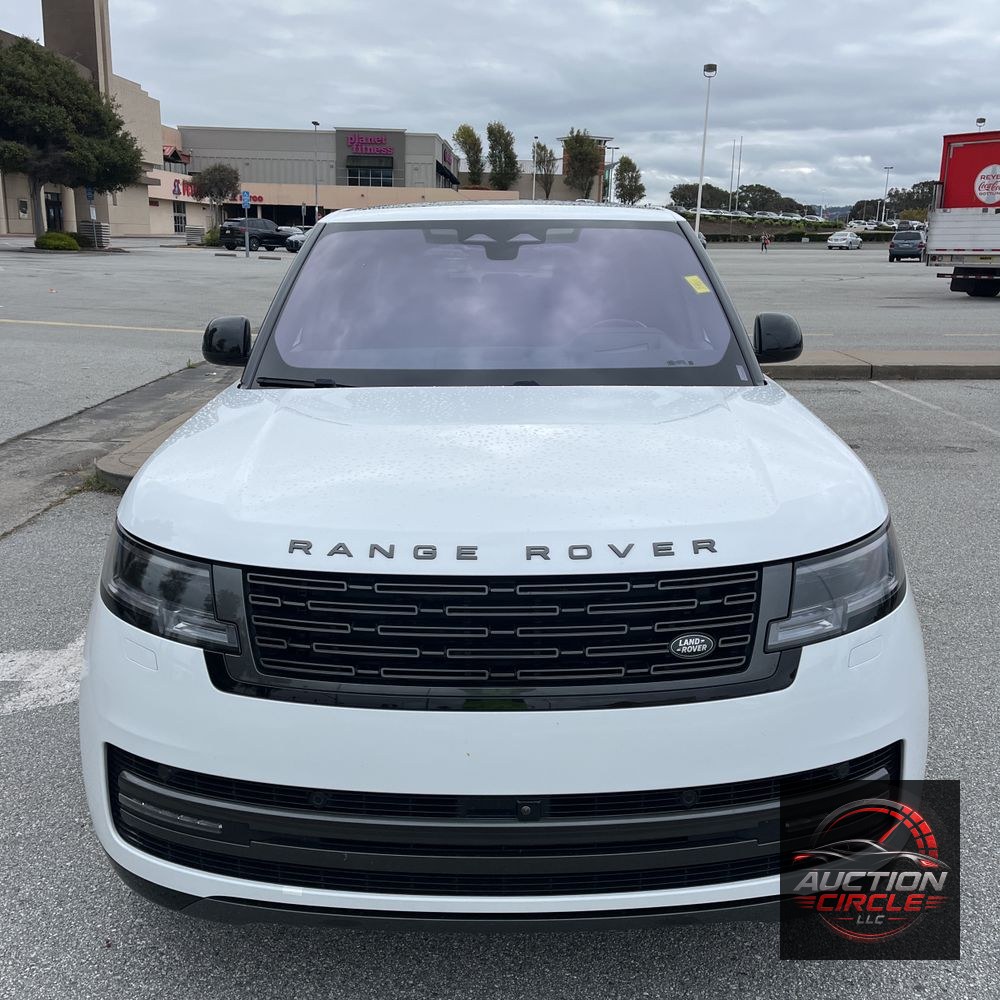 2023 Land Rover Range Rover SE