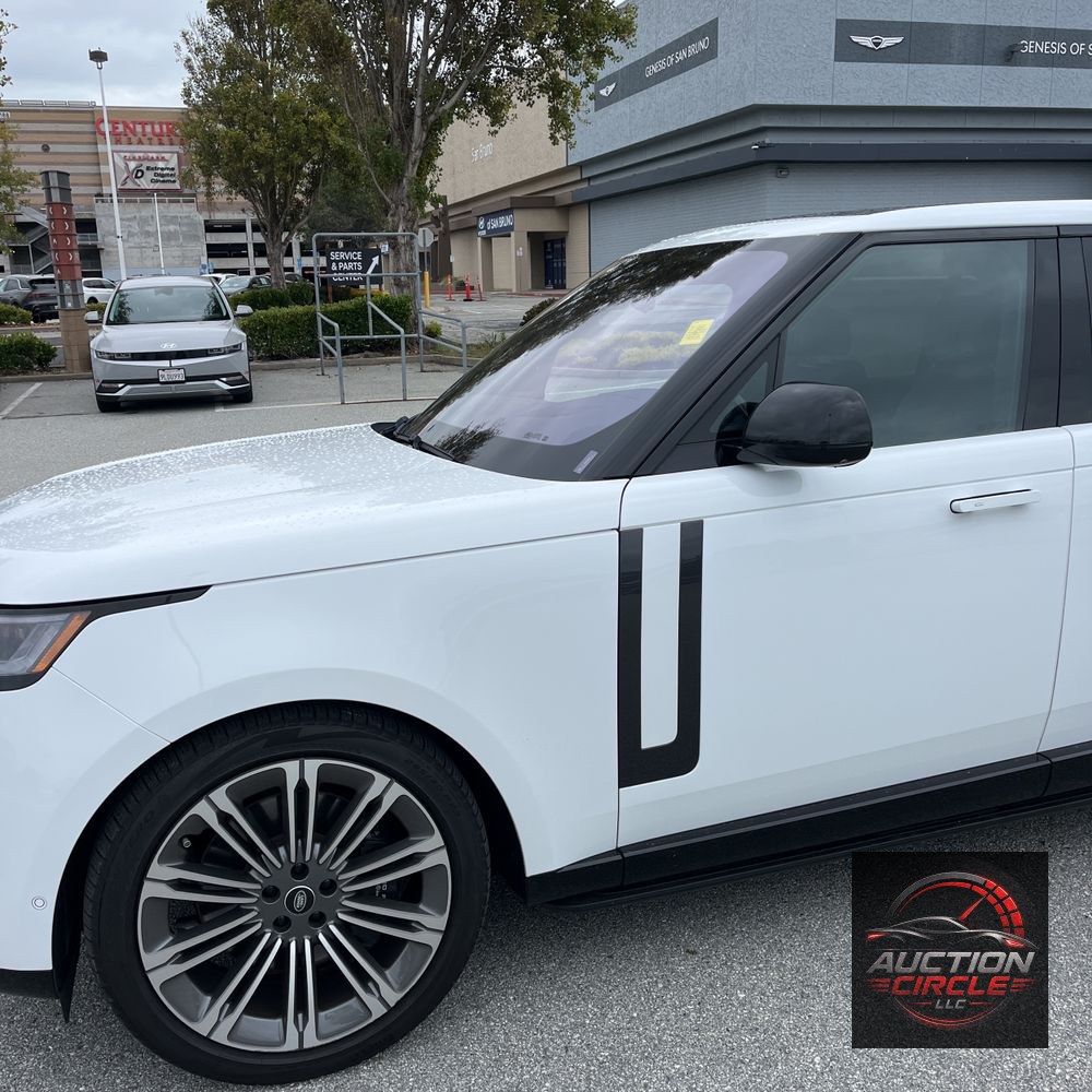 2023 Land Rover Range Rover SE