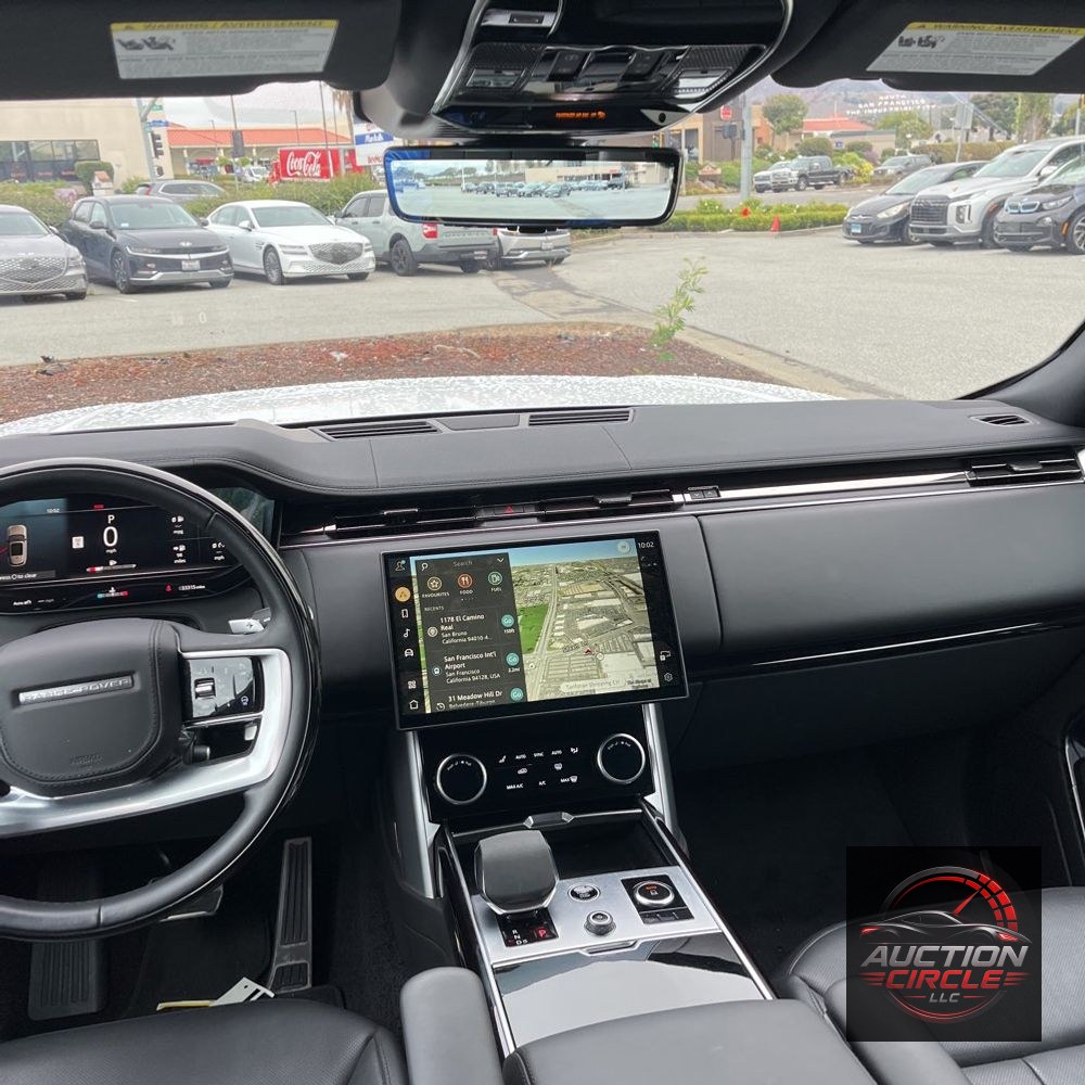 2023 Land Rover Range Rover SE