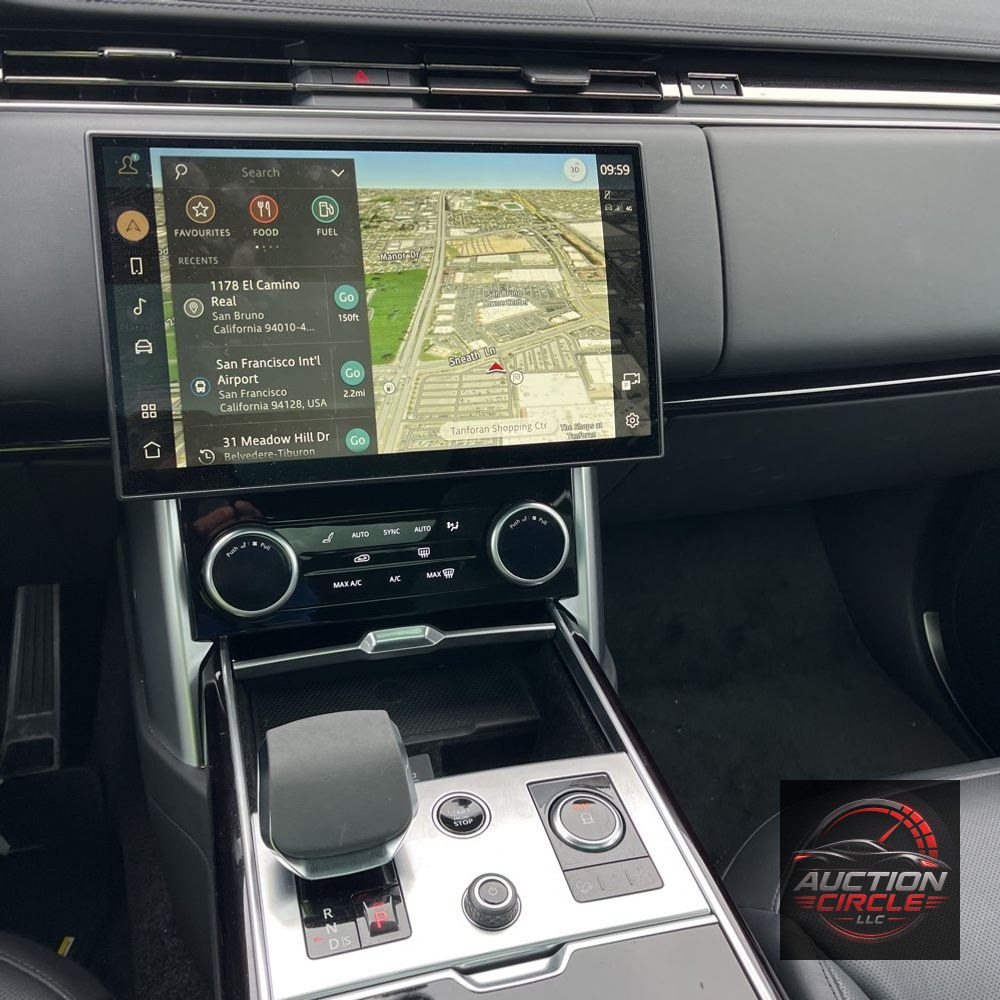 2023 Land Rover Range Rover SE