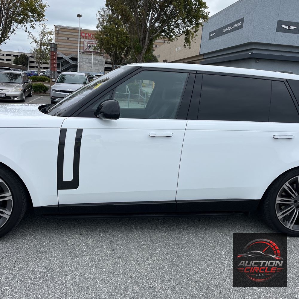 2023 Land Rover Range Rover SE