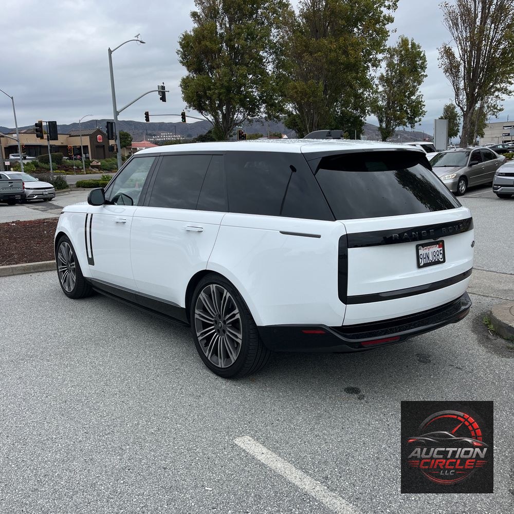 2023 Land Rover Range Rover SE