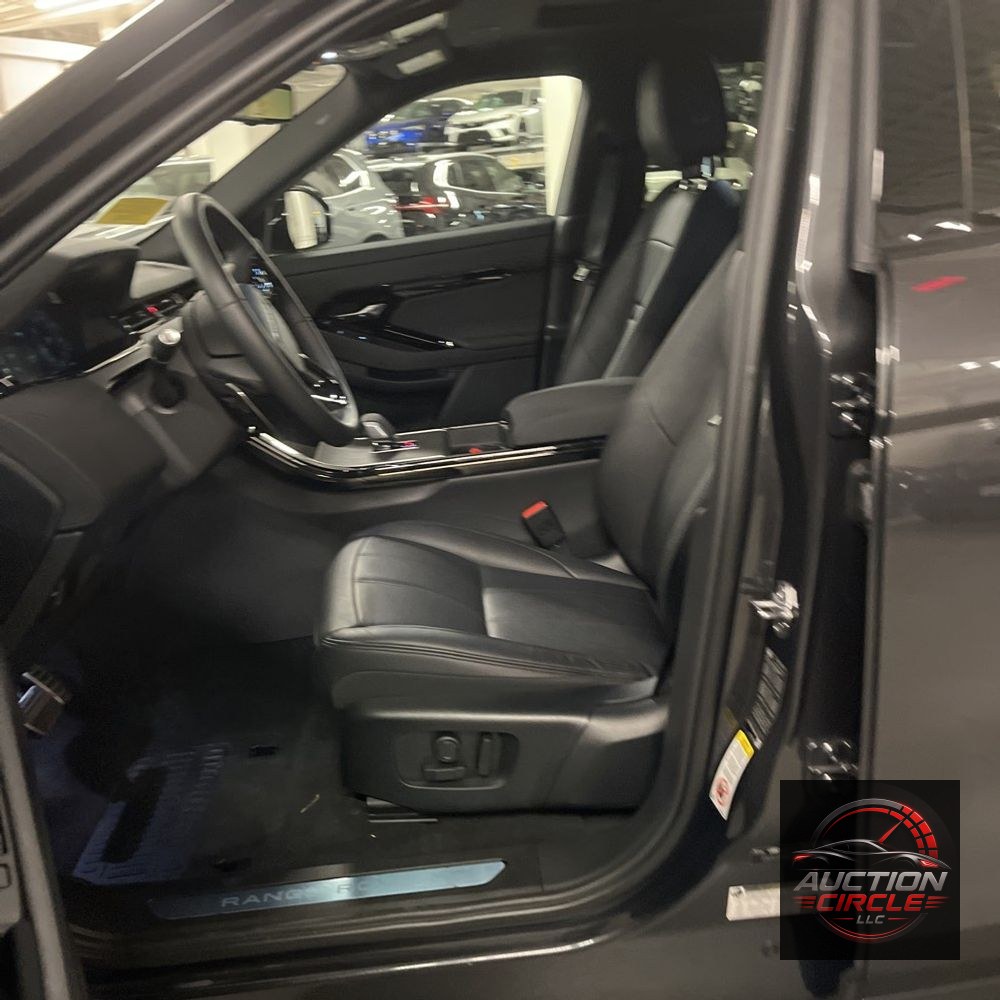 2025 Land Rover Range Rover Evoque Dynamic SE P250