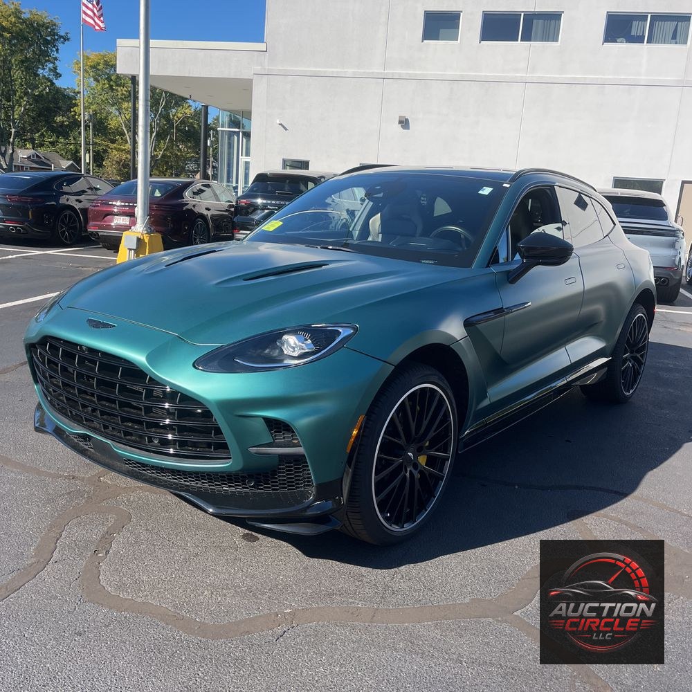 2023 Aston Martin DBX 707