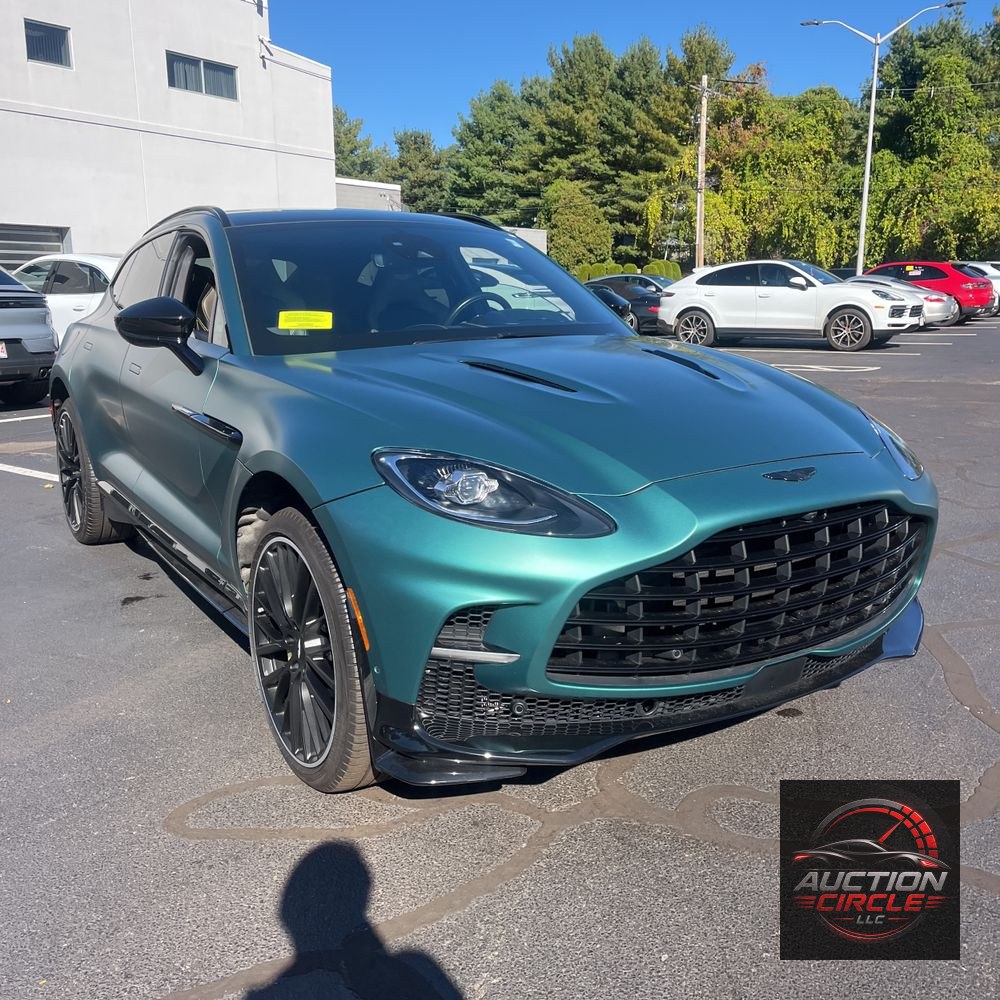 2023 Aston Martin DBX 707