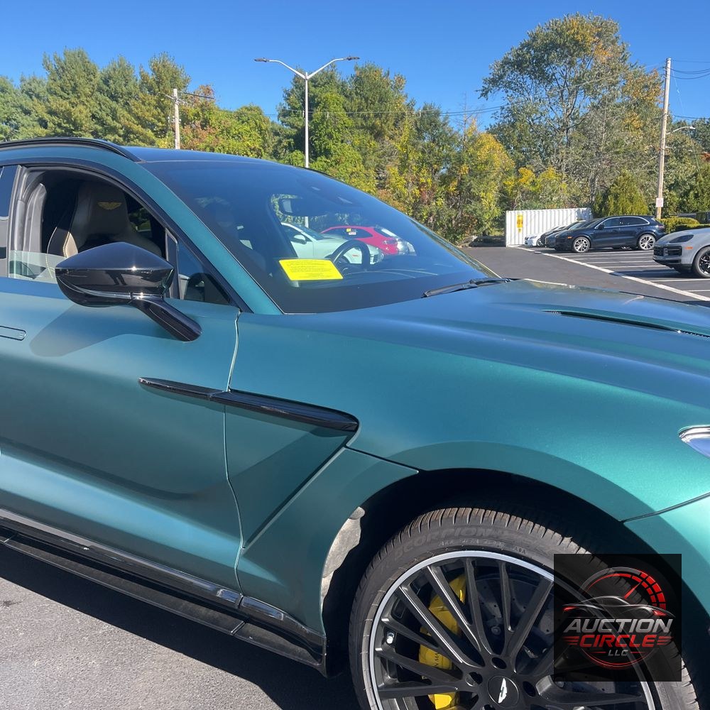 2023 Aston Martin DBX 707