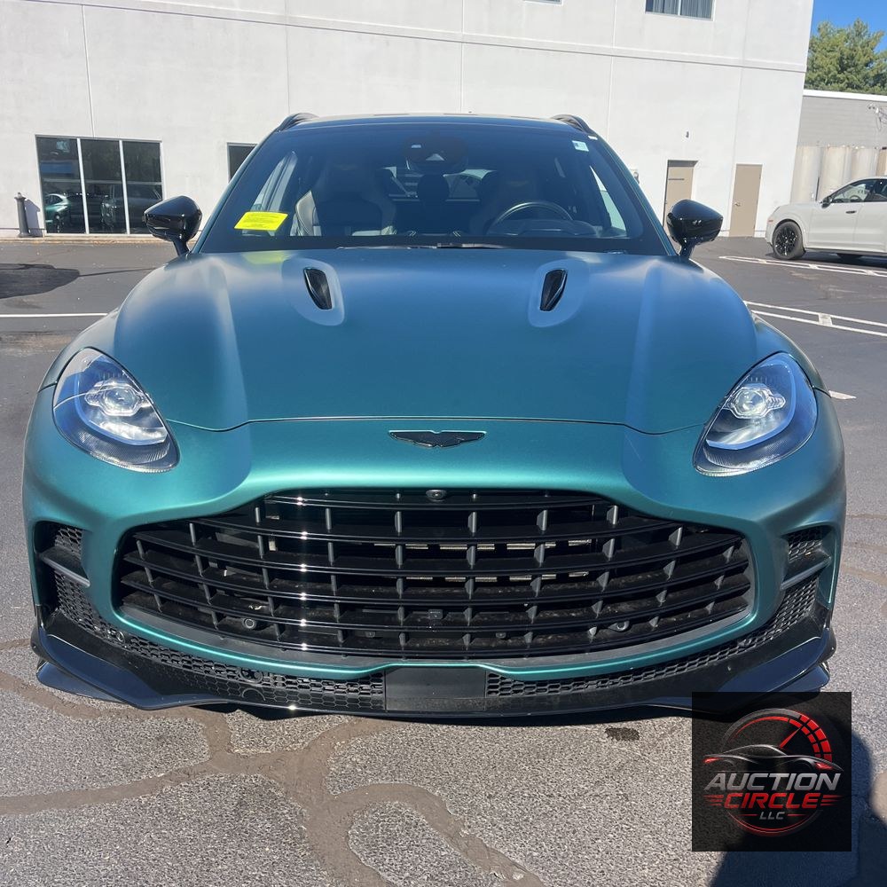 2023 Aston Martin DBX 707