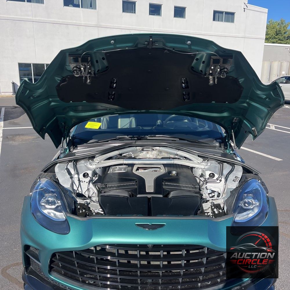 2023 Aston Martin DBX 707