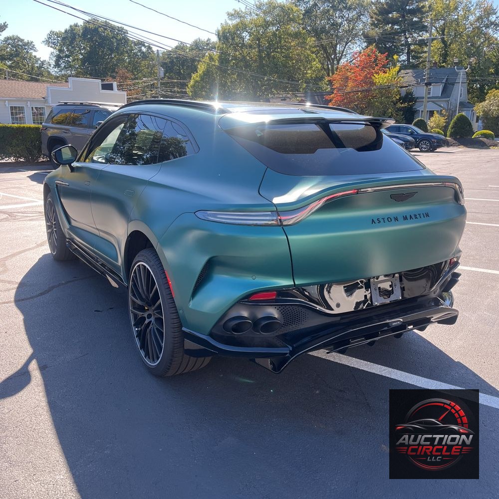 2023 Aston Martin DBX 707
