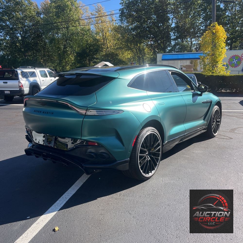 2023 Aston Martin DBX 707