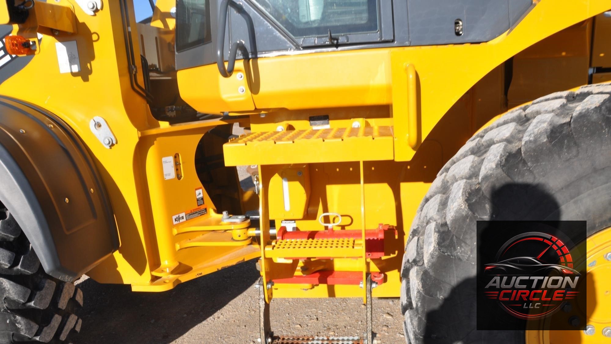 2022 John Deere 544 P-Tier Wheel Loader