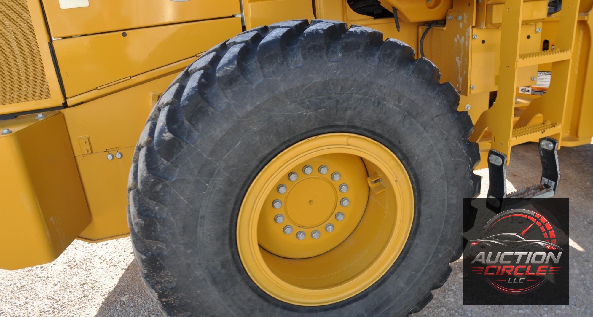 2022 John Deere 544 P-Tier Wheel Loader