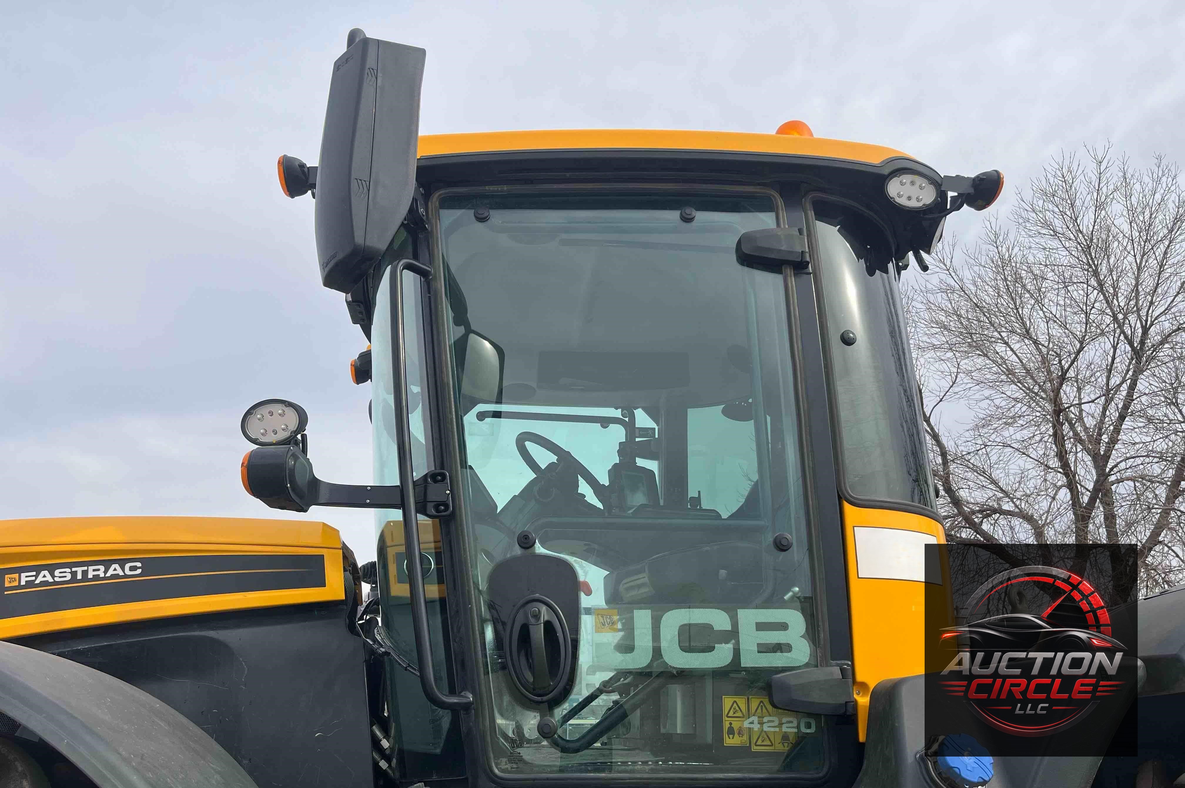 2020 Jcb 4220