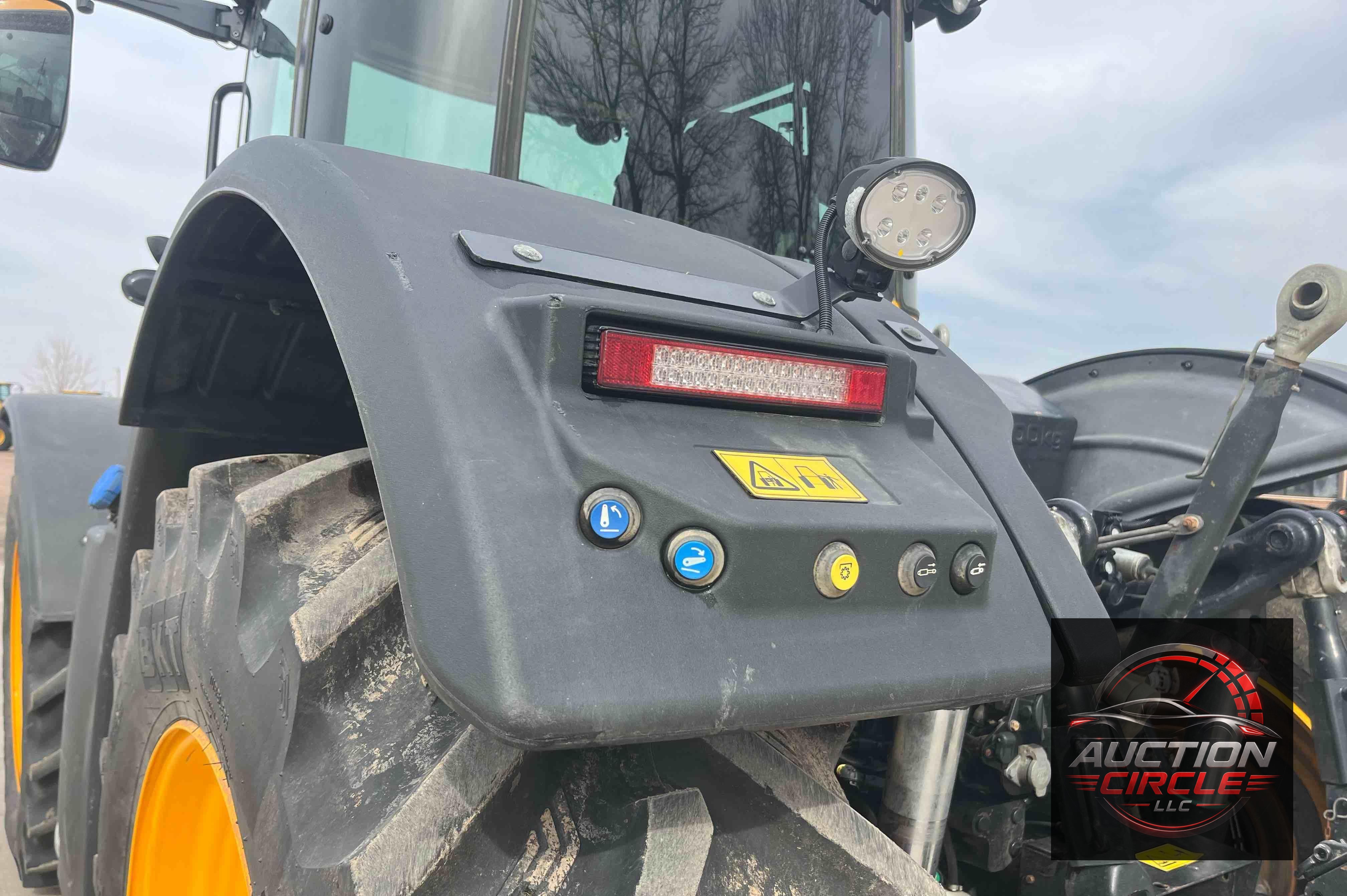 2020 Jcb 4220