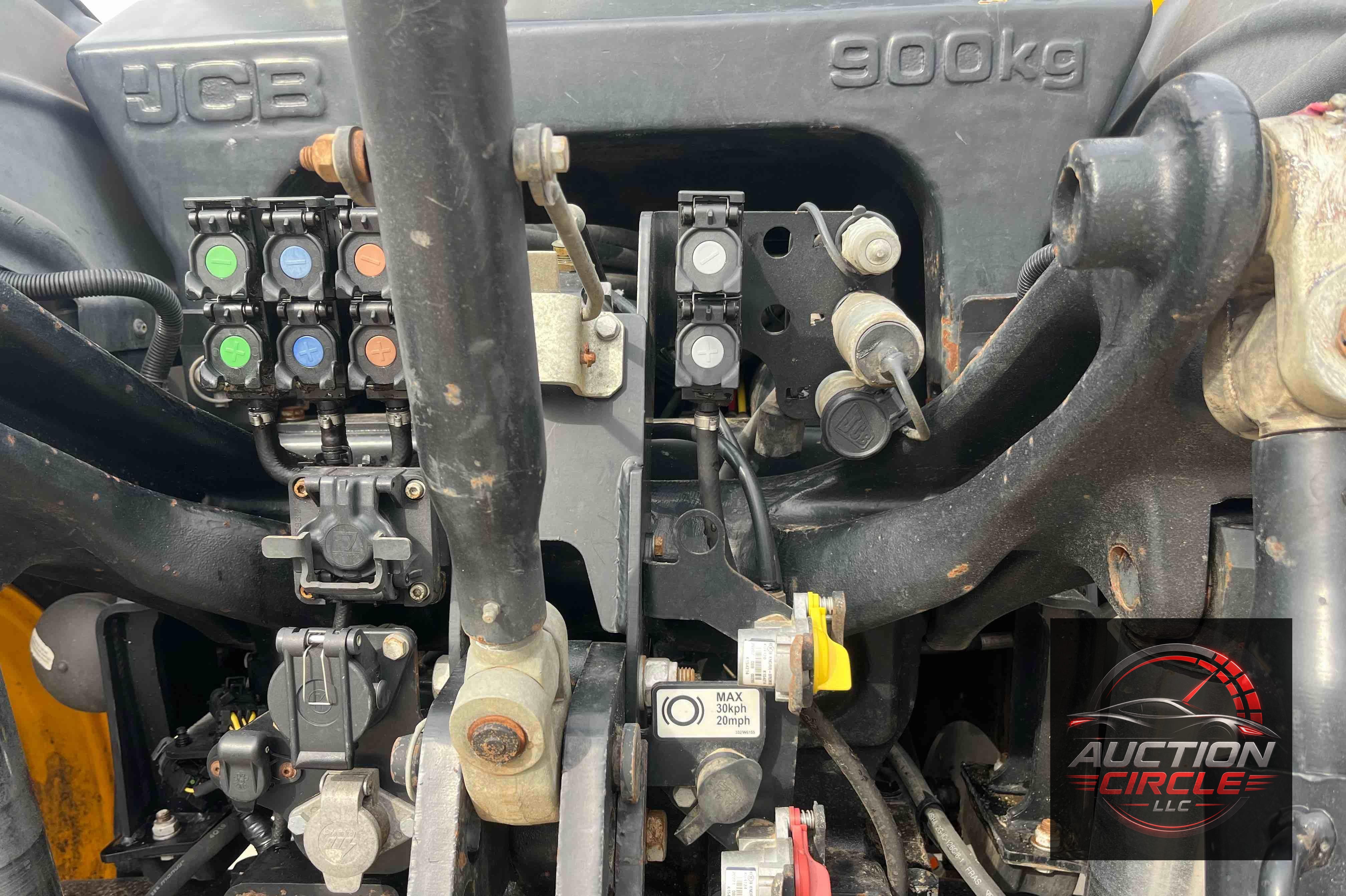 2020 Jcb 4220