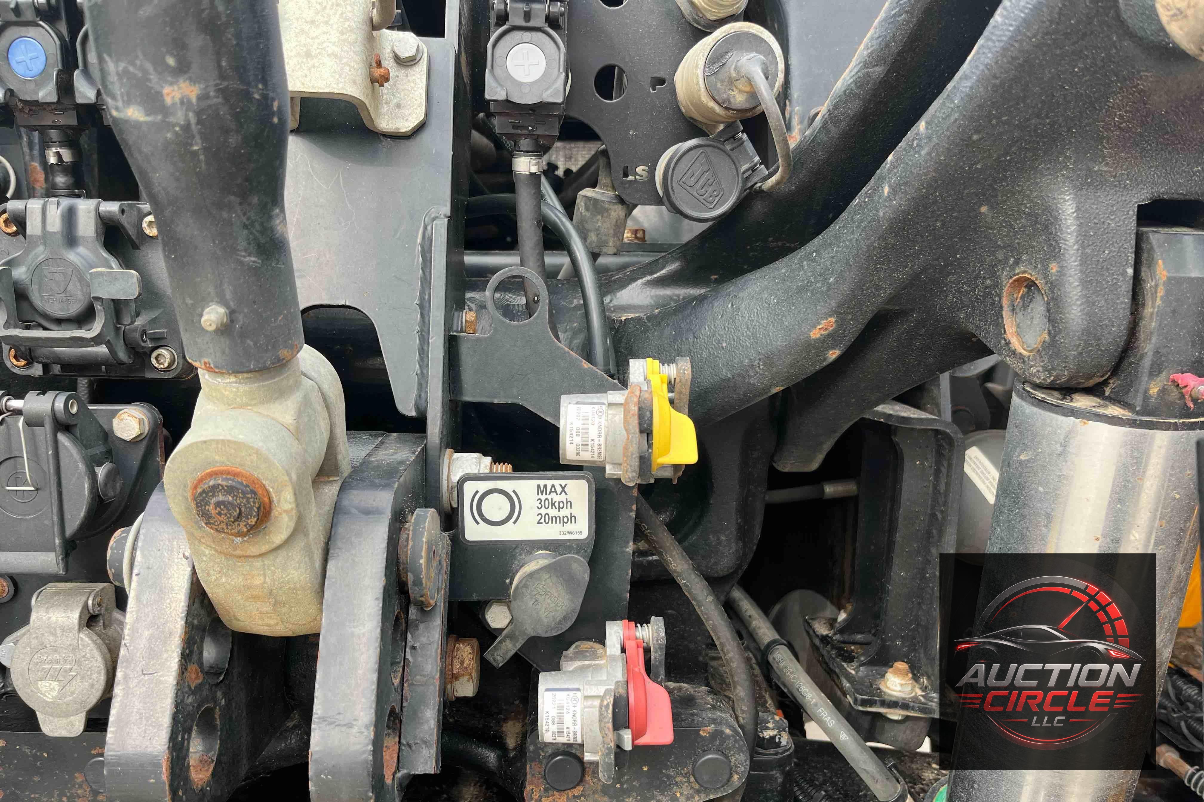 2020 Jcb 4220