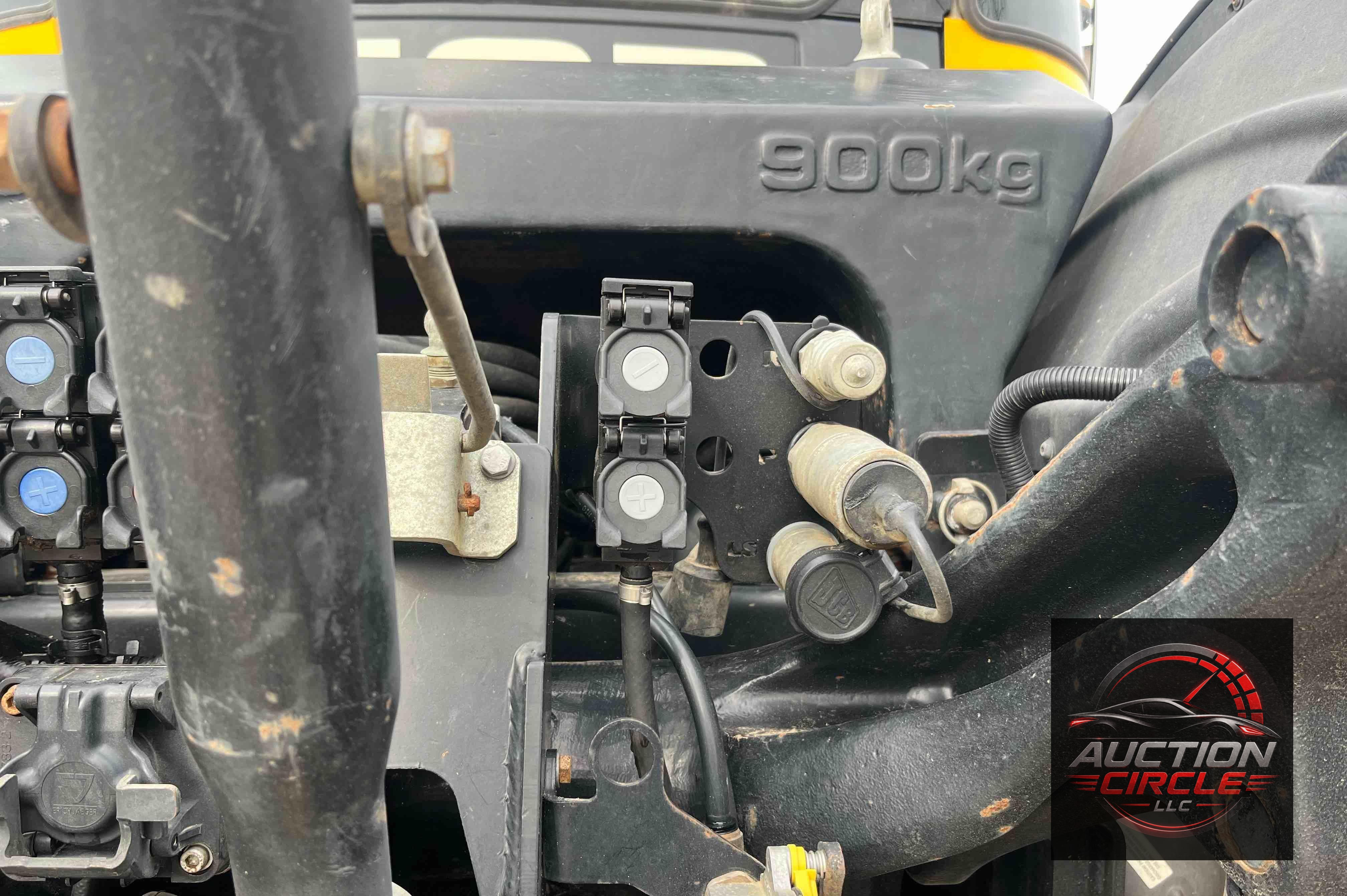 2020 Jcb 4220