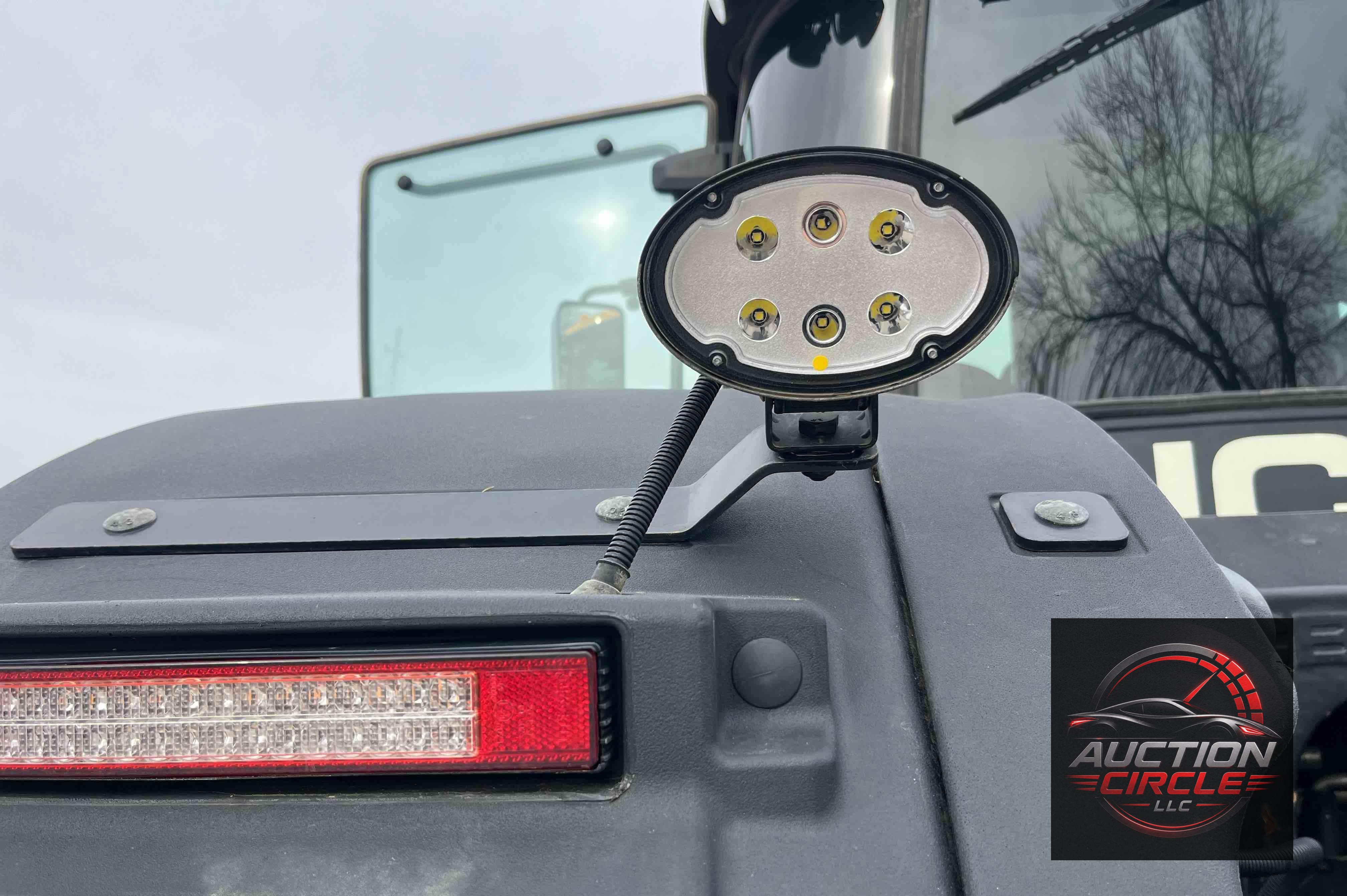2020 Jcb 4220