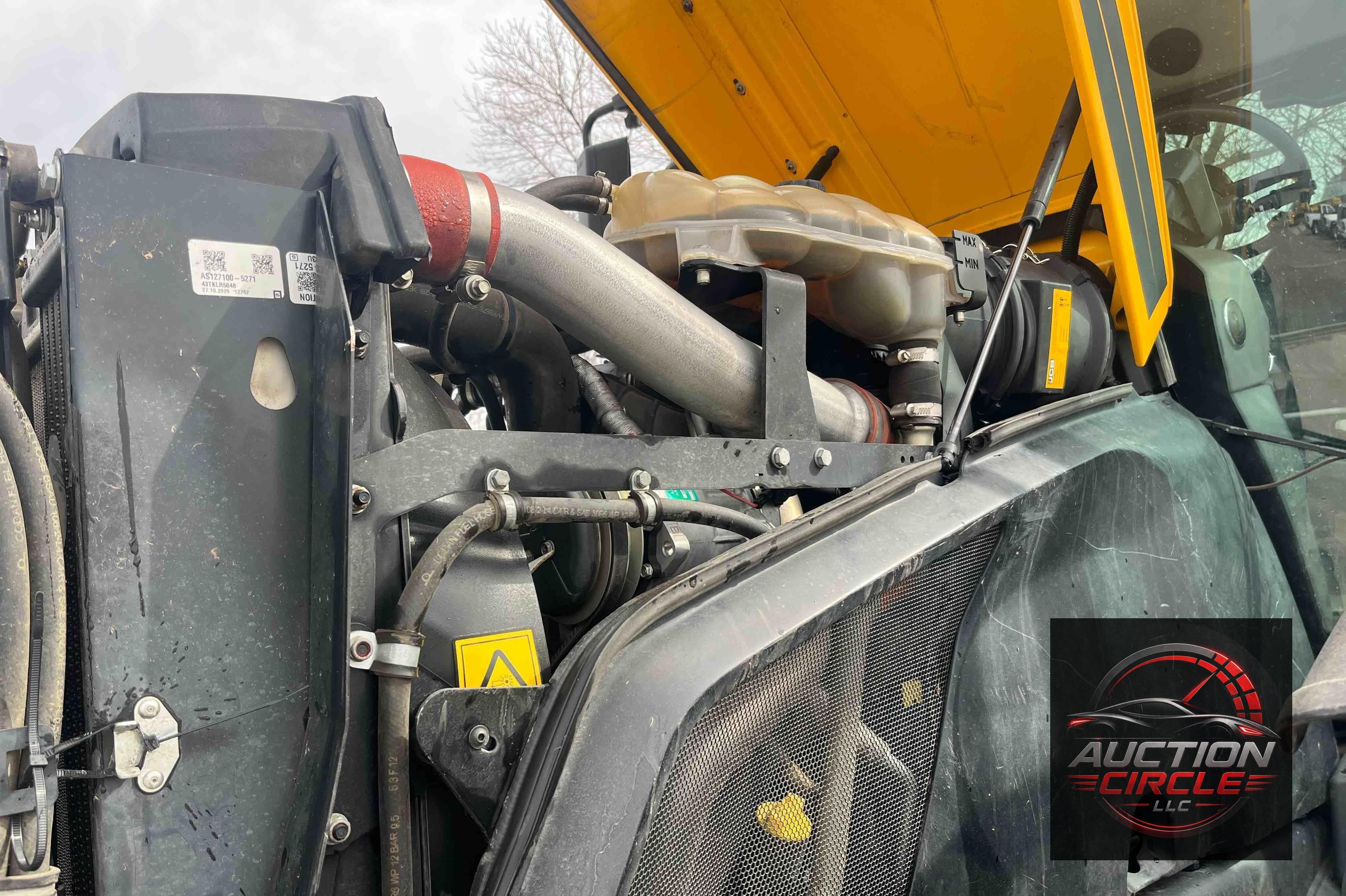 2020 Jcb 4220