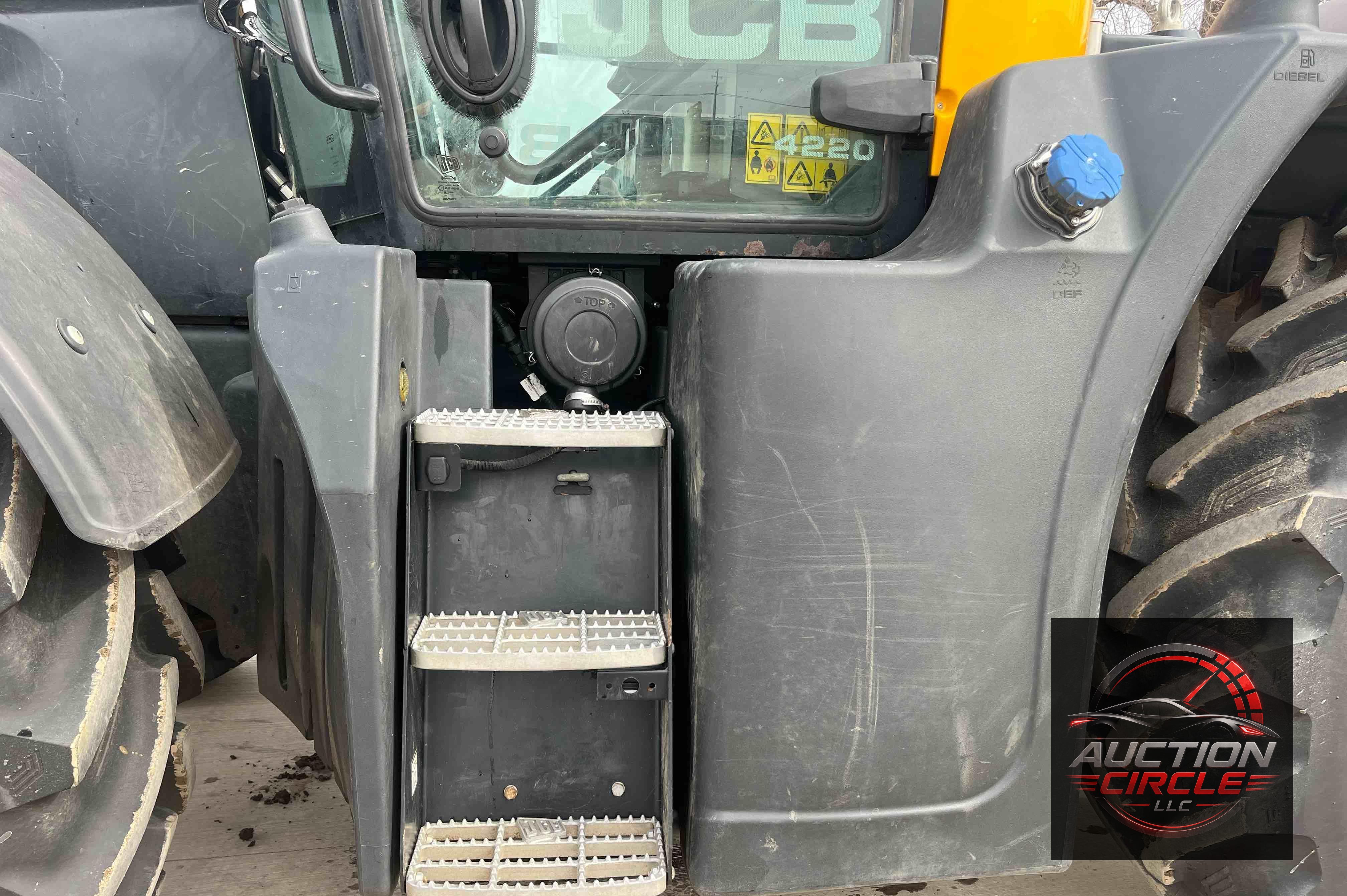 2020 Jcb 4220