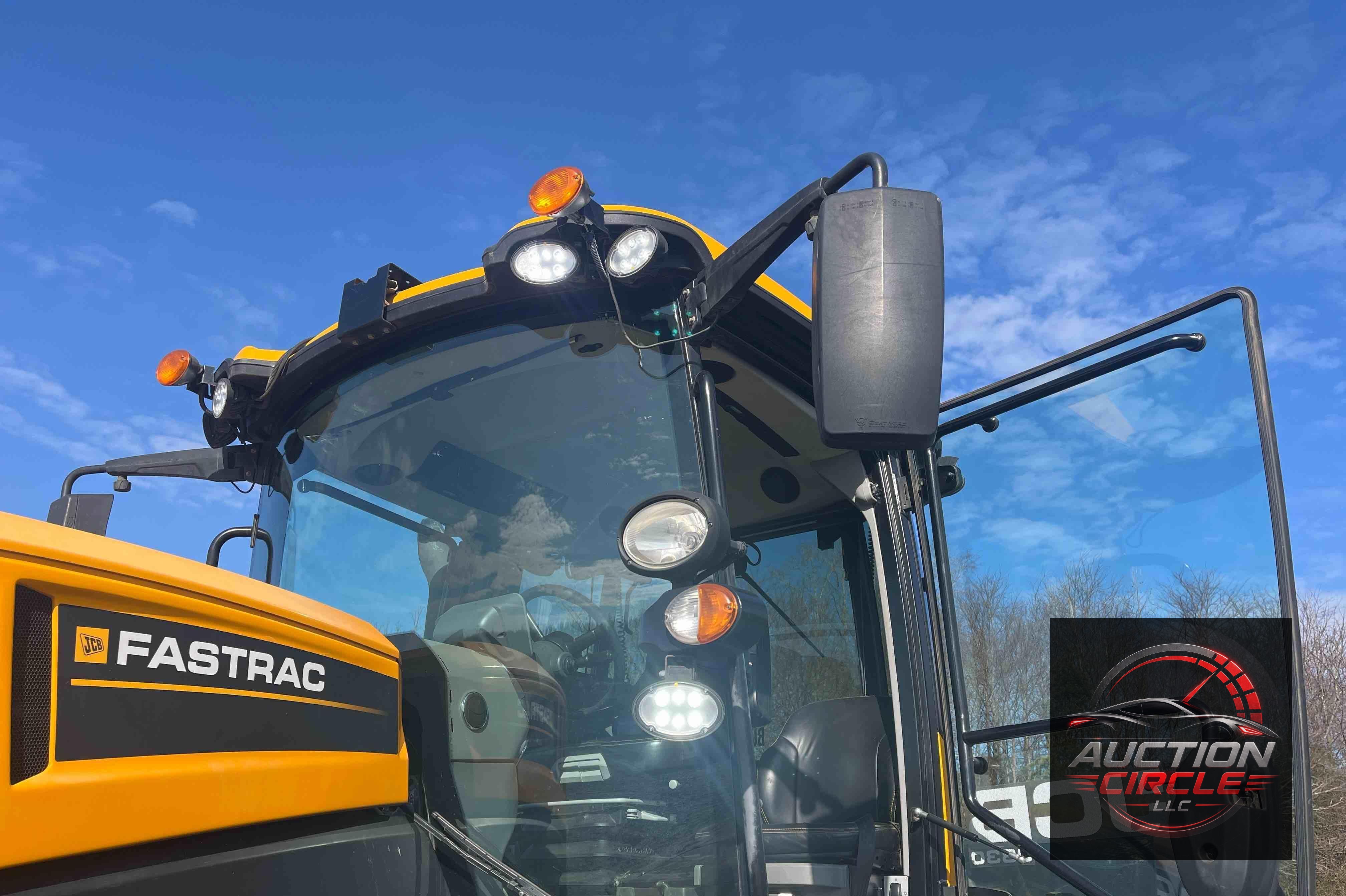 2020 JCB 8330
