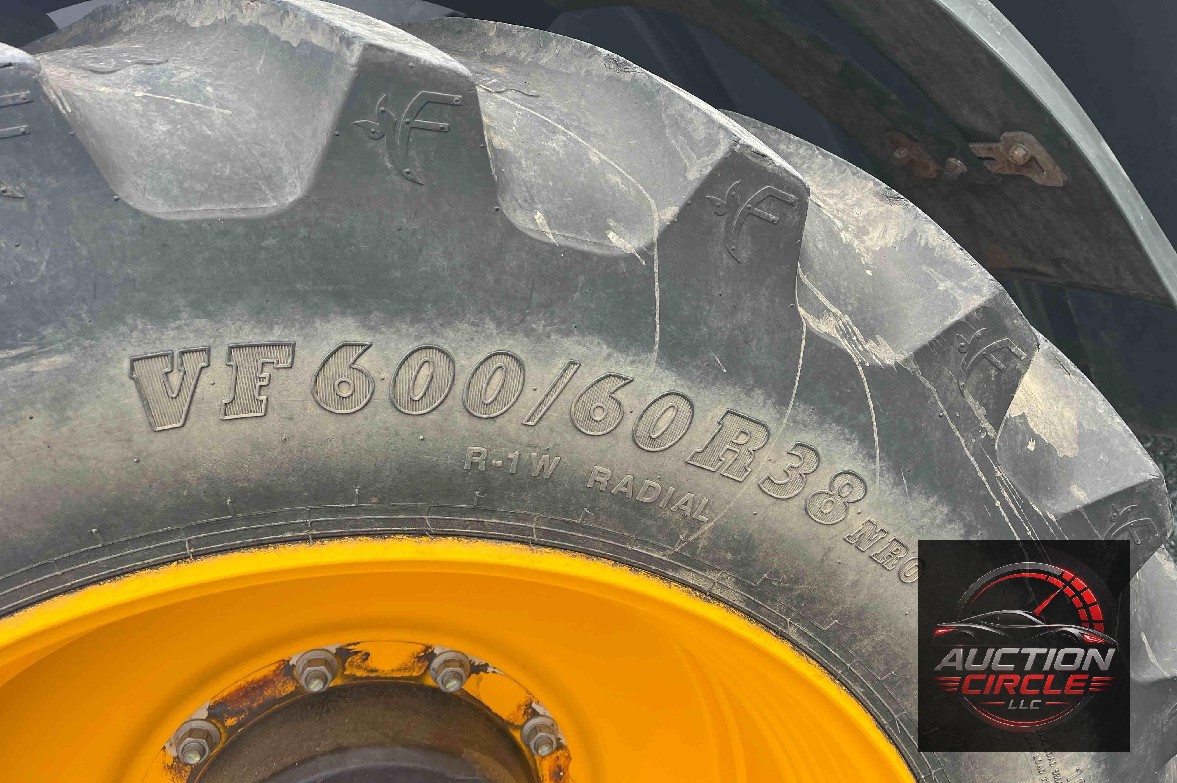 2020 JCB 8330