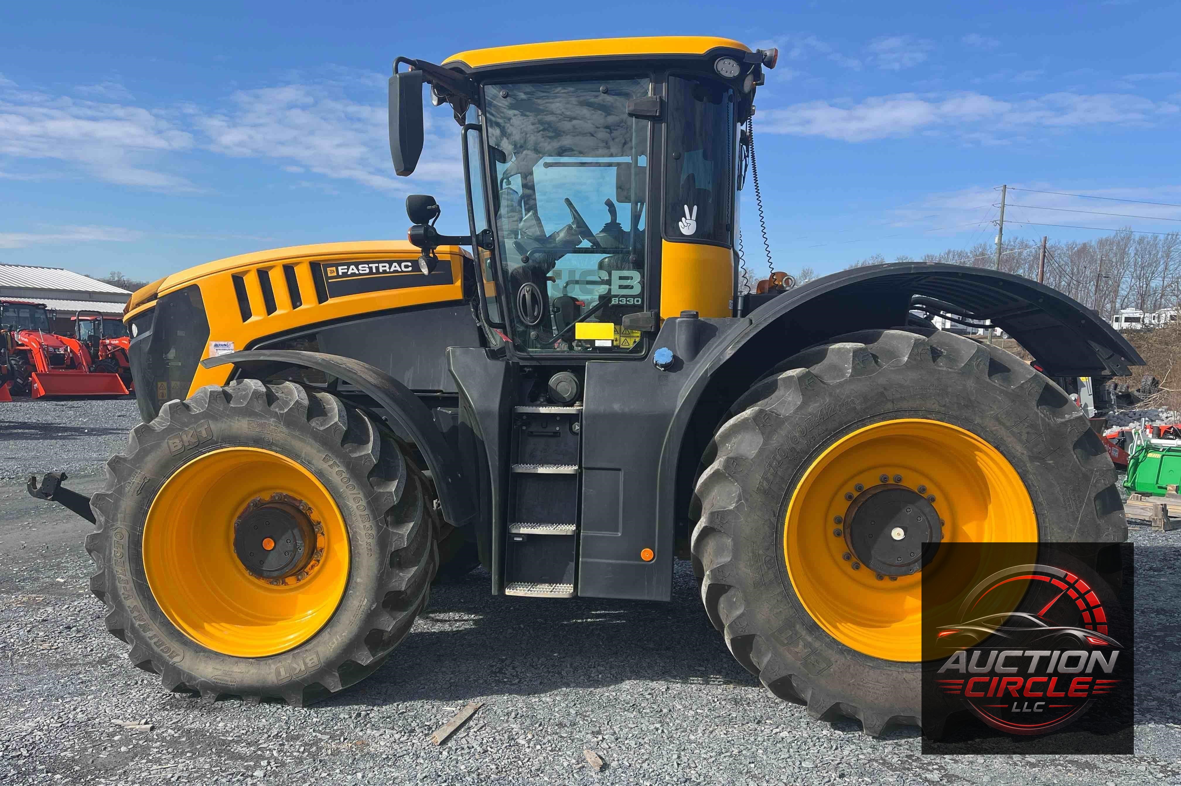 2020 JCB 8330