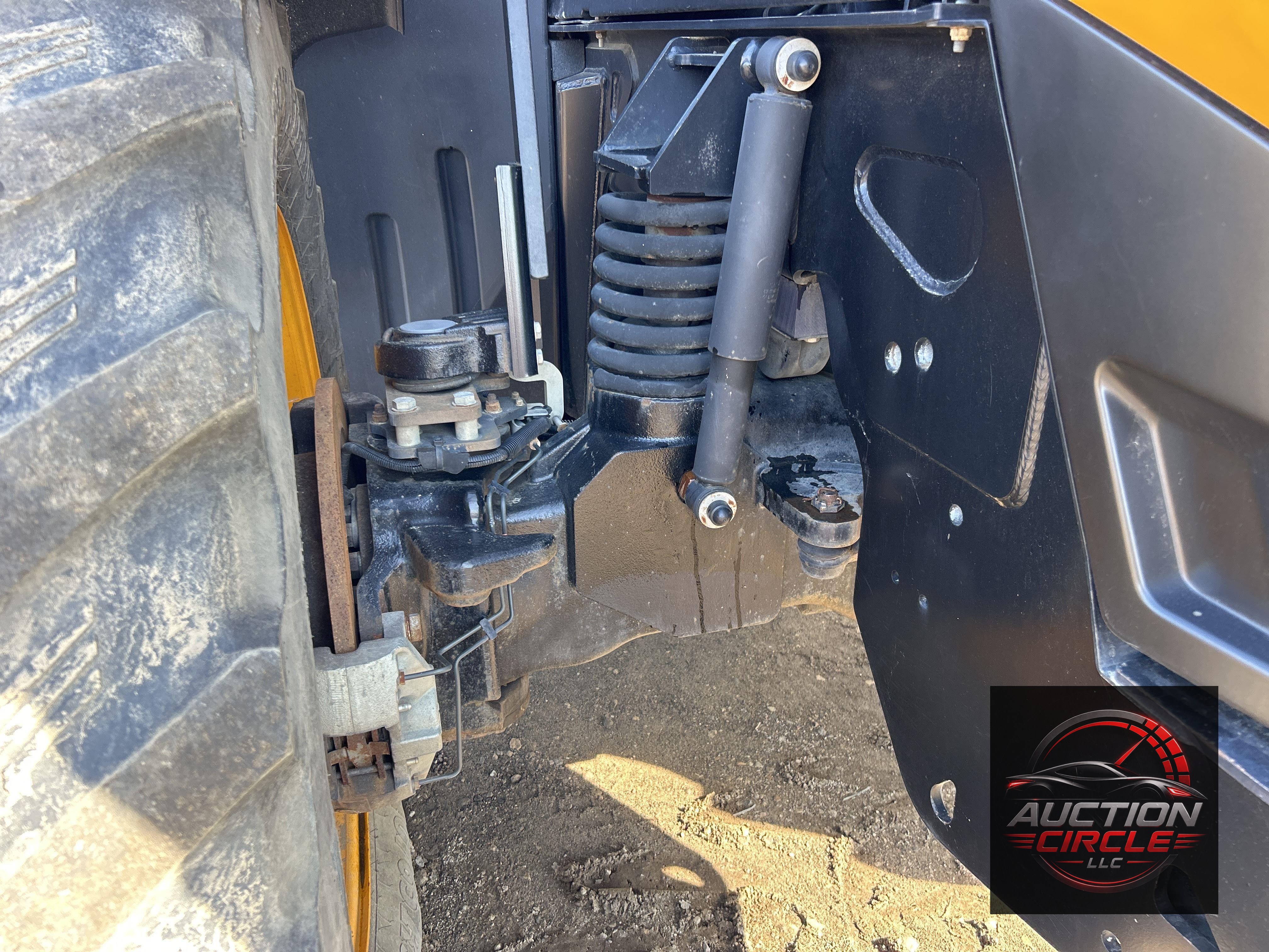 2018 Jcb Fastrac 8330