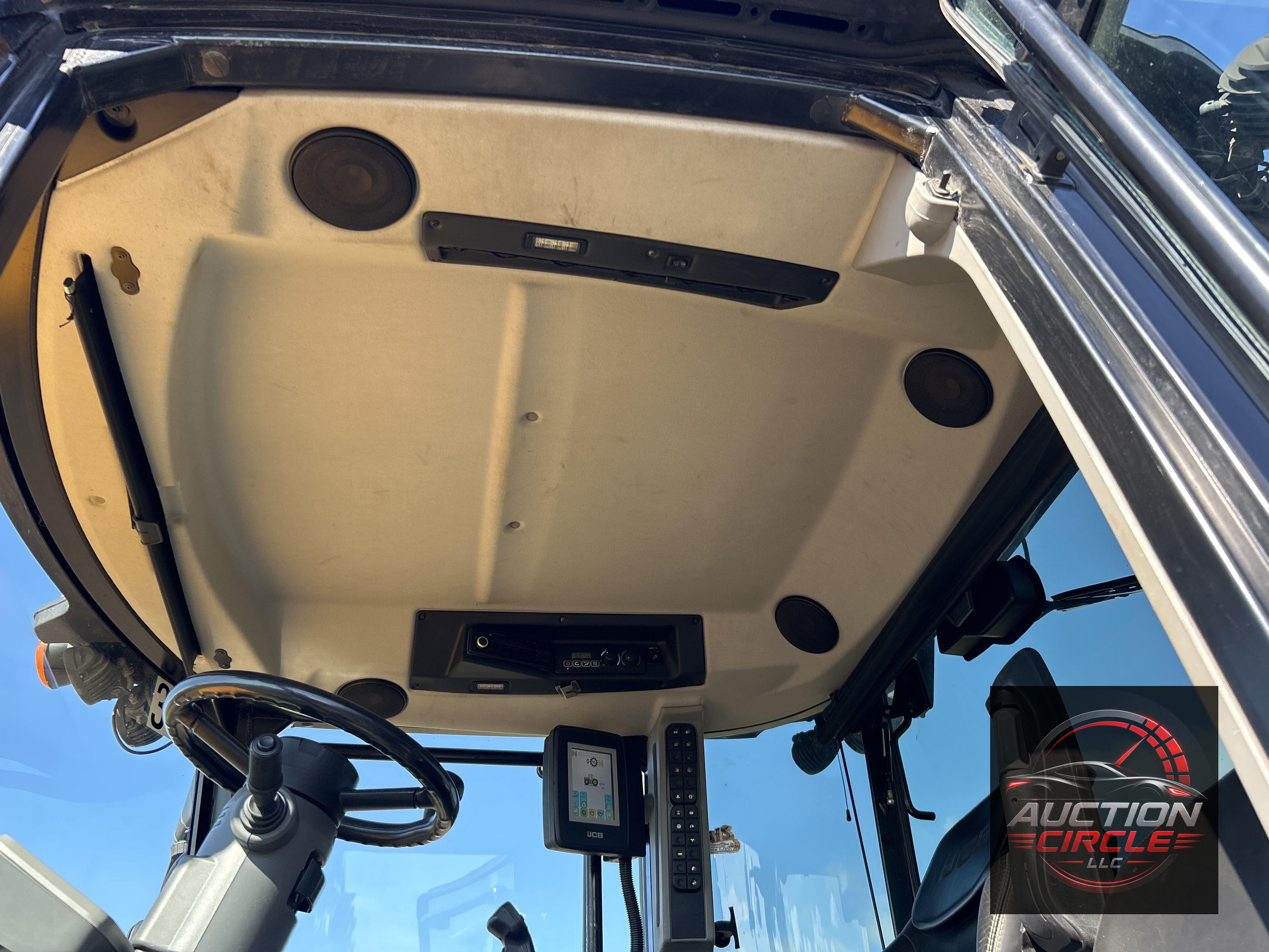 2018 Jcb Fastrac 8330
