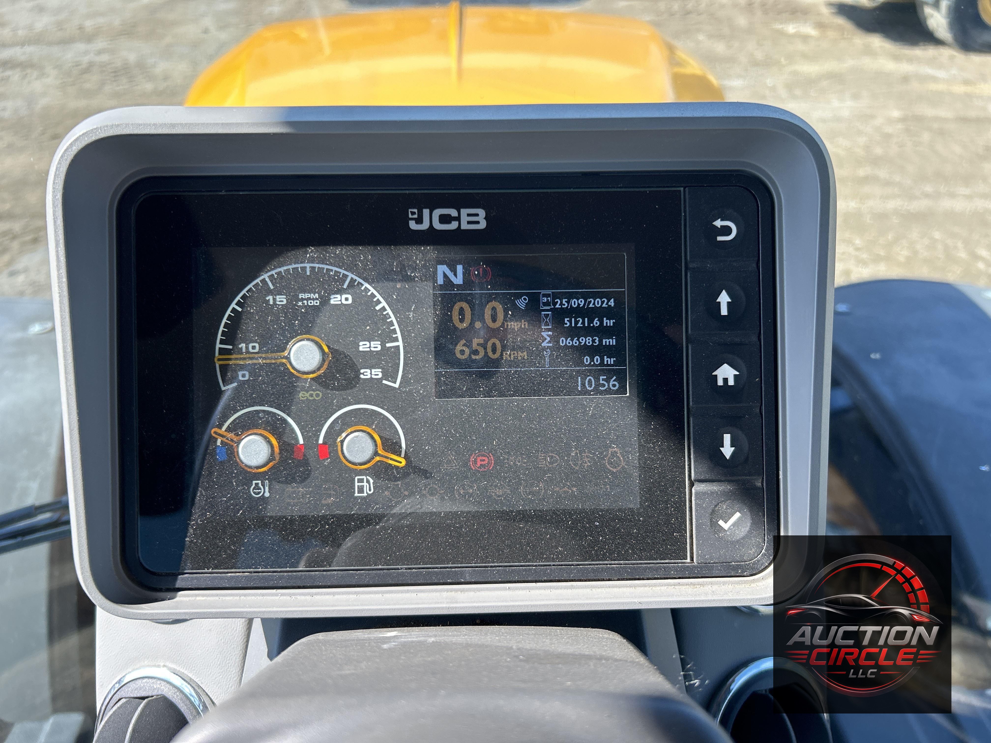 2018 Jcb Fastrac 8330