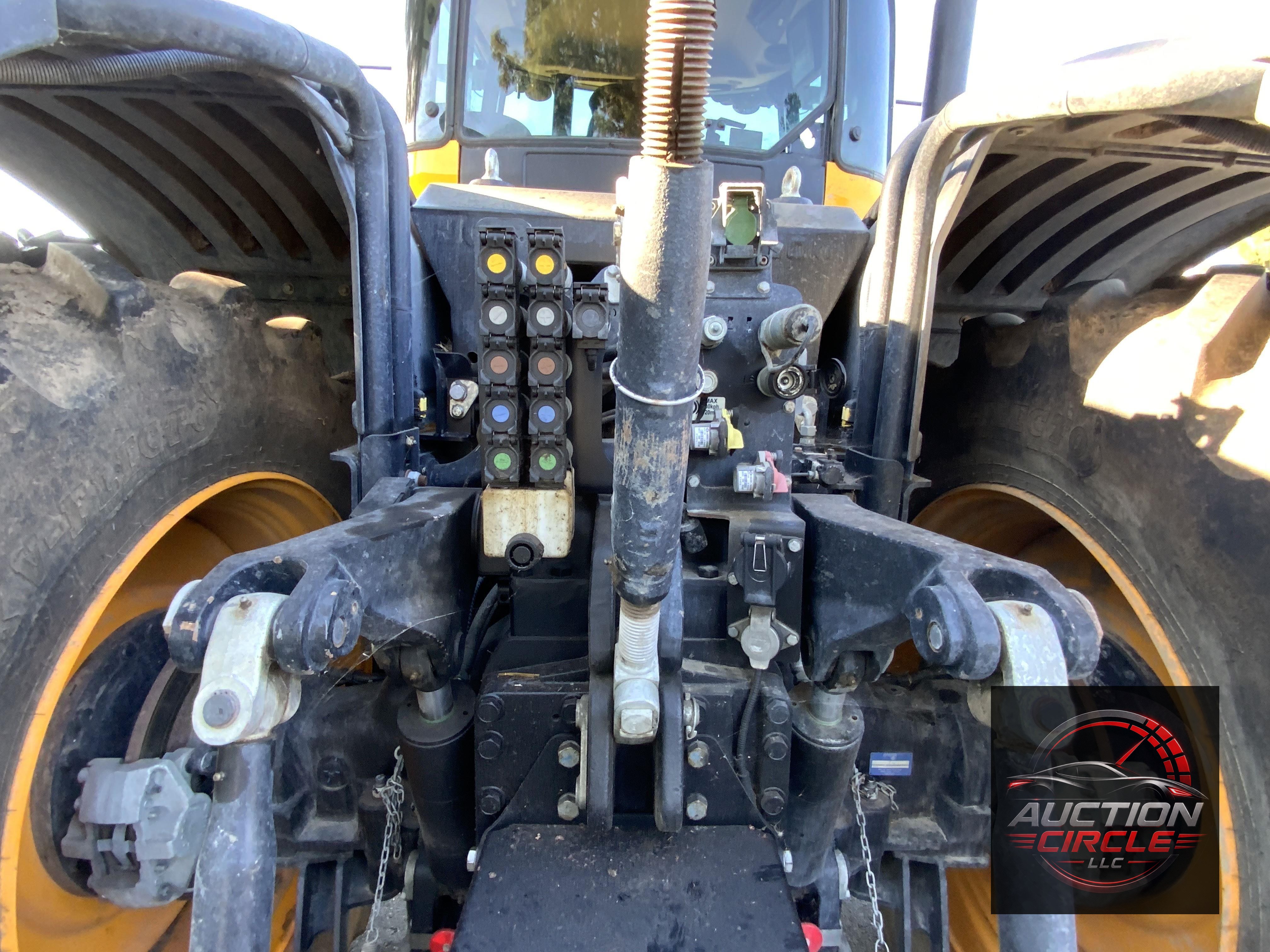 2020 JCB 8330