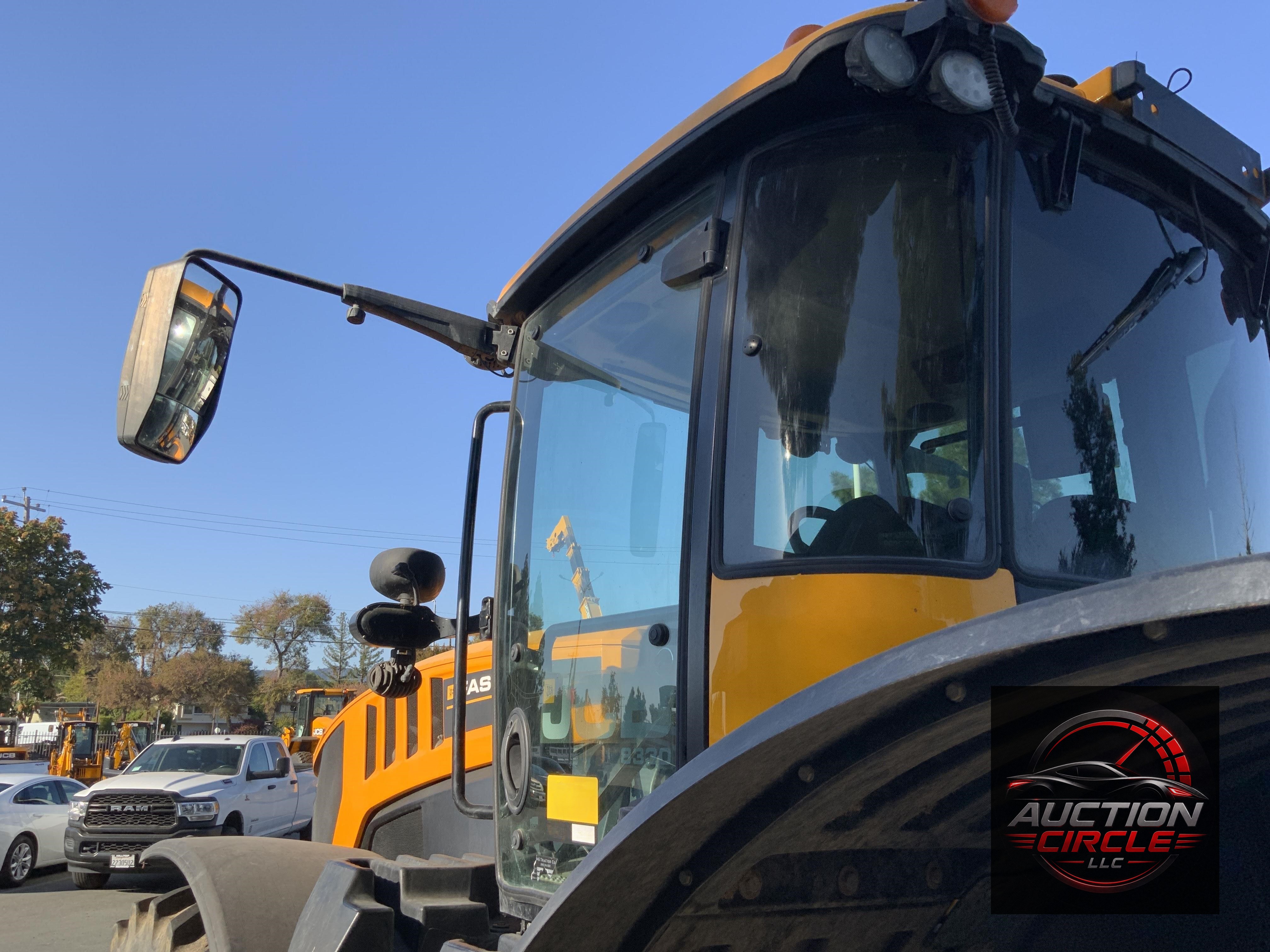 2020 JCB 8330