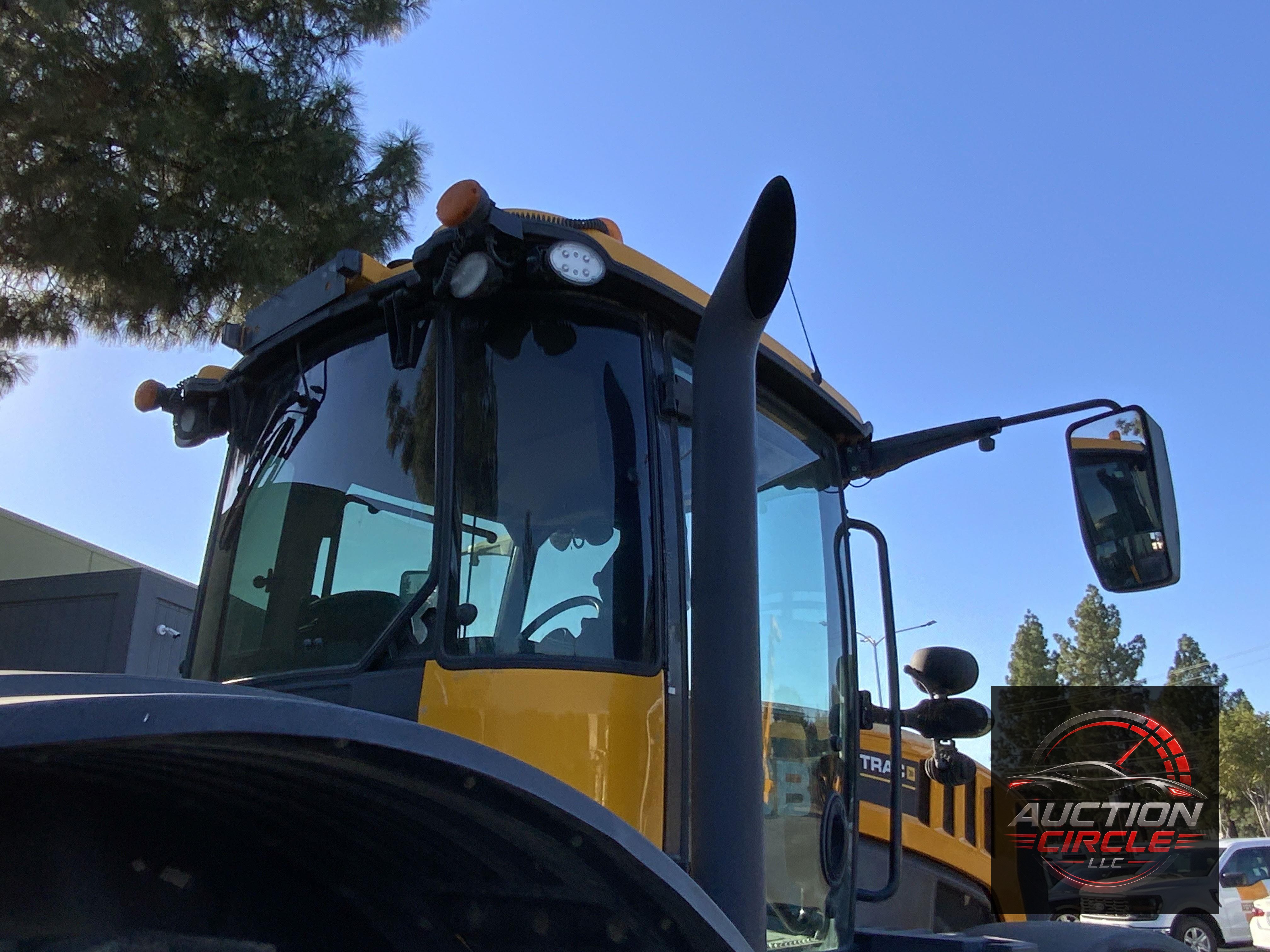 2020 JCB 8330