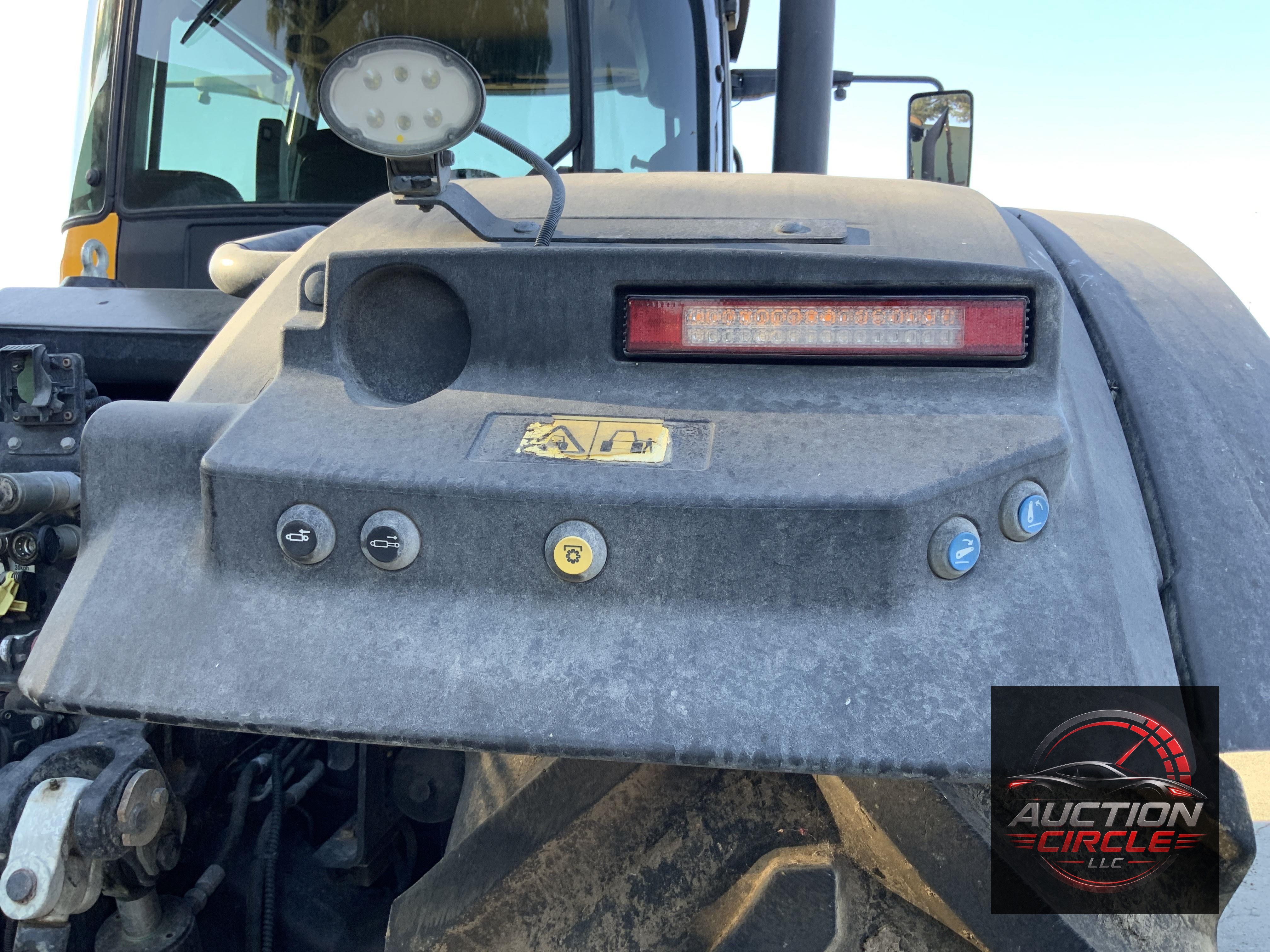 2020 JCB 8330