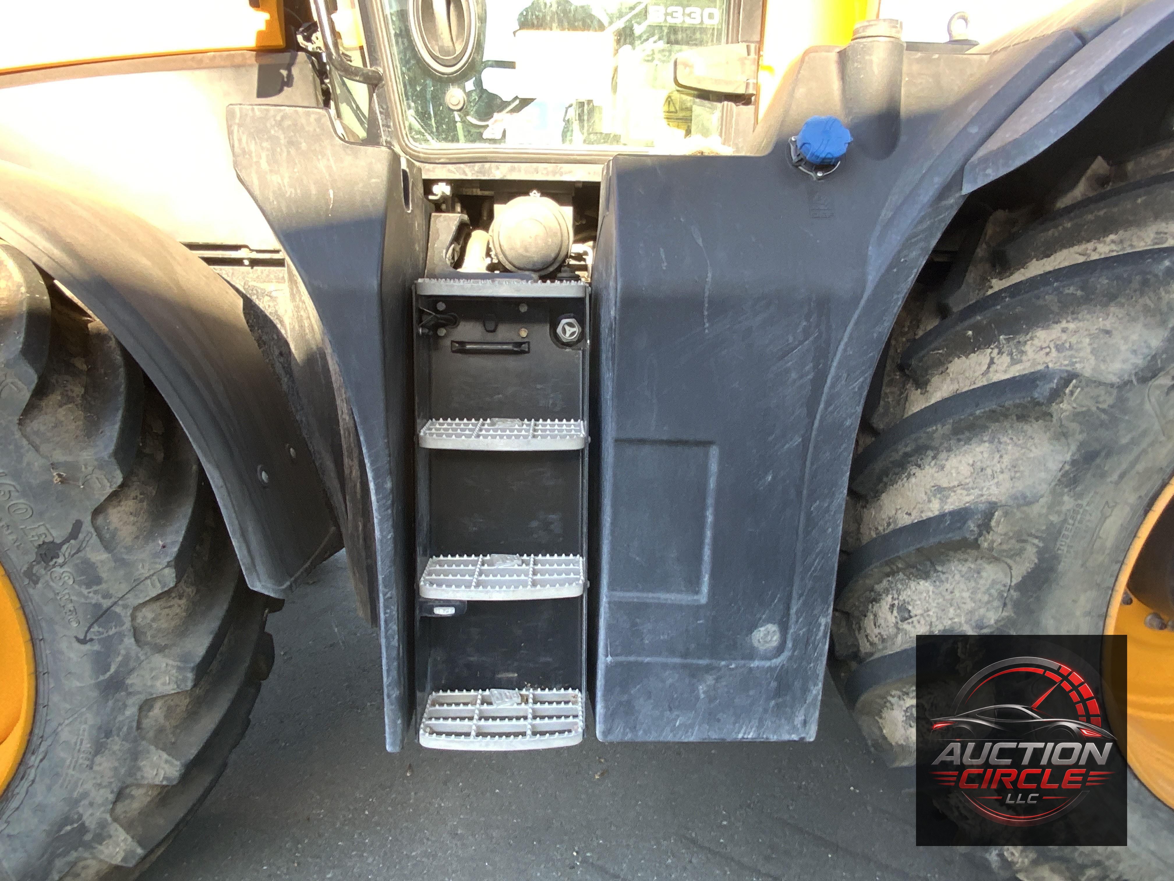 2020 JCB 8330