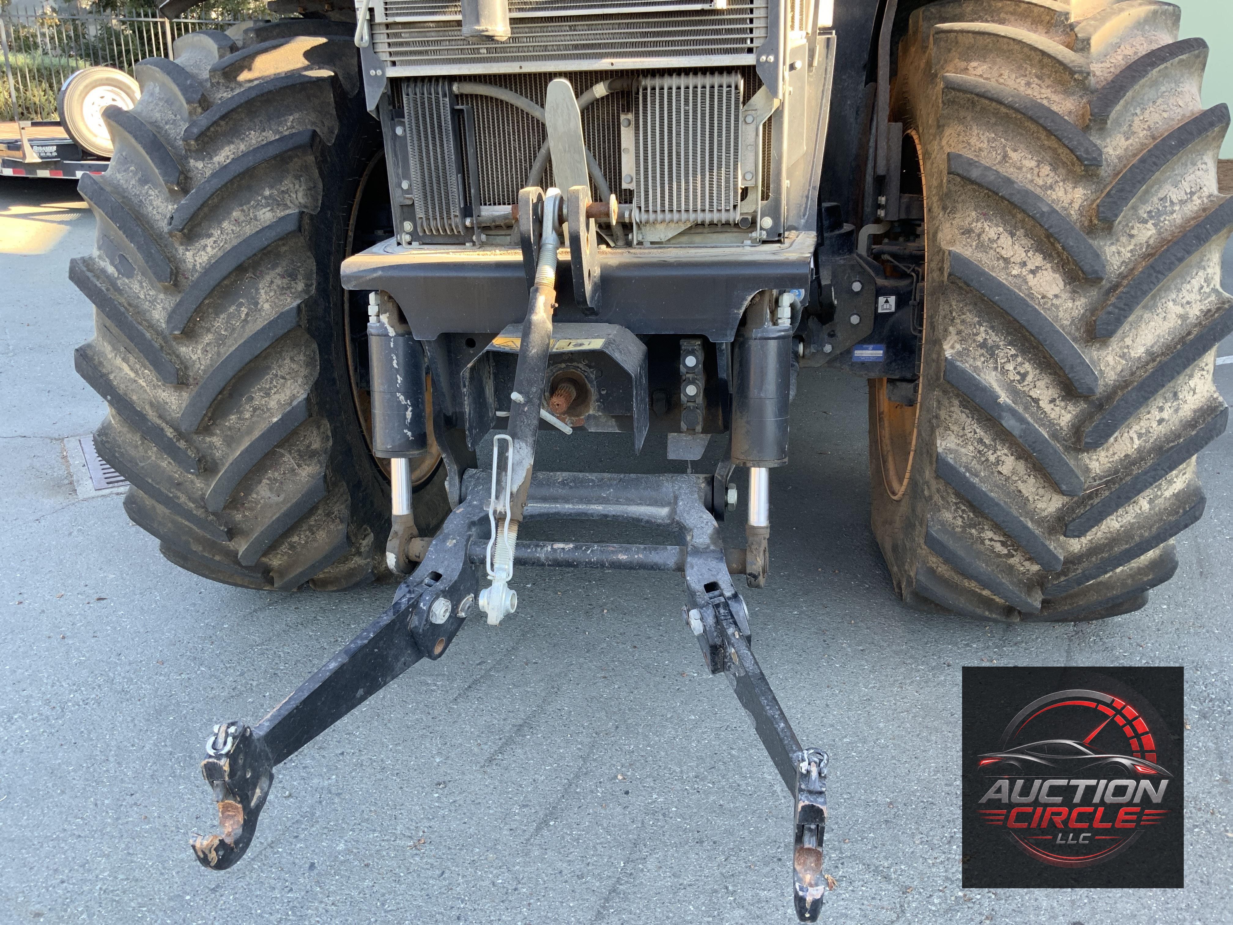 2020 JCB 8330
