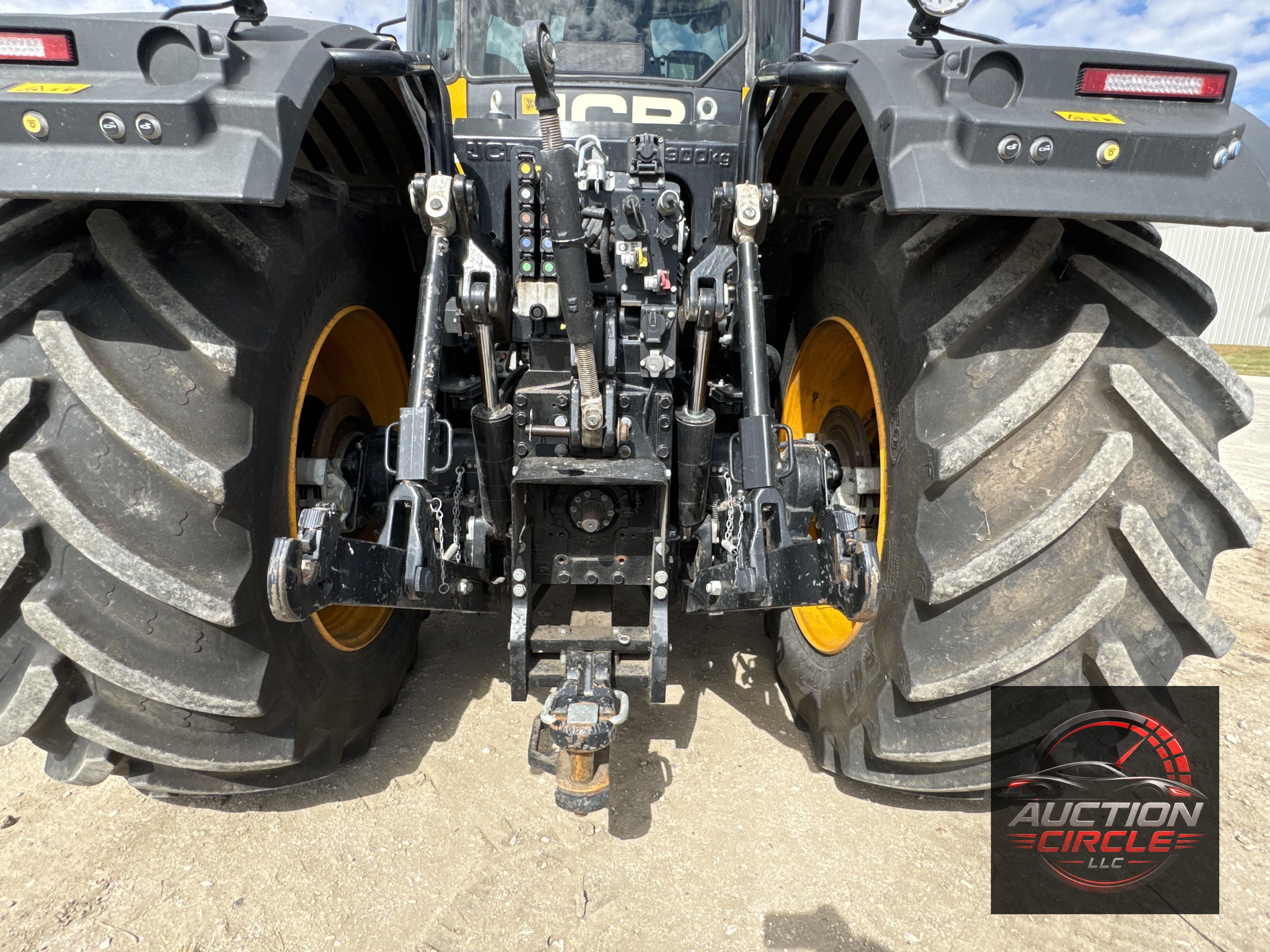 2021 Jcb 8330