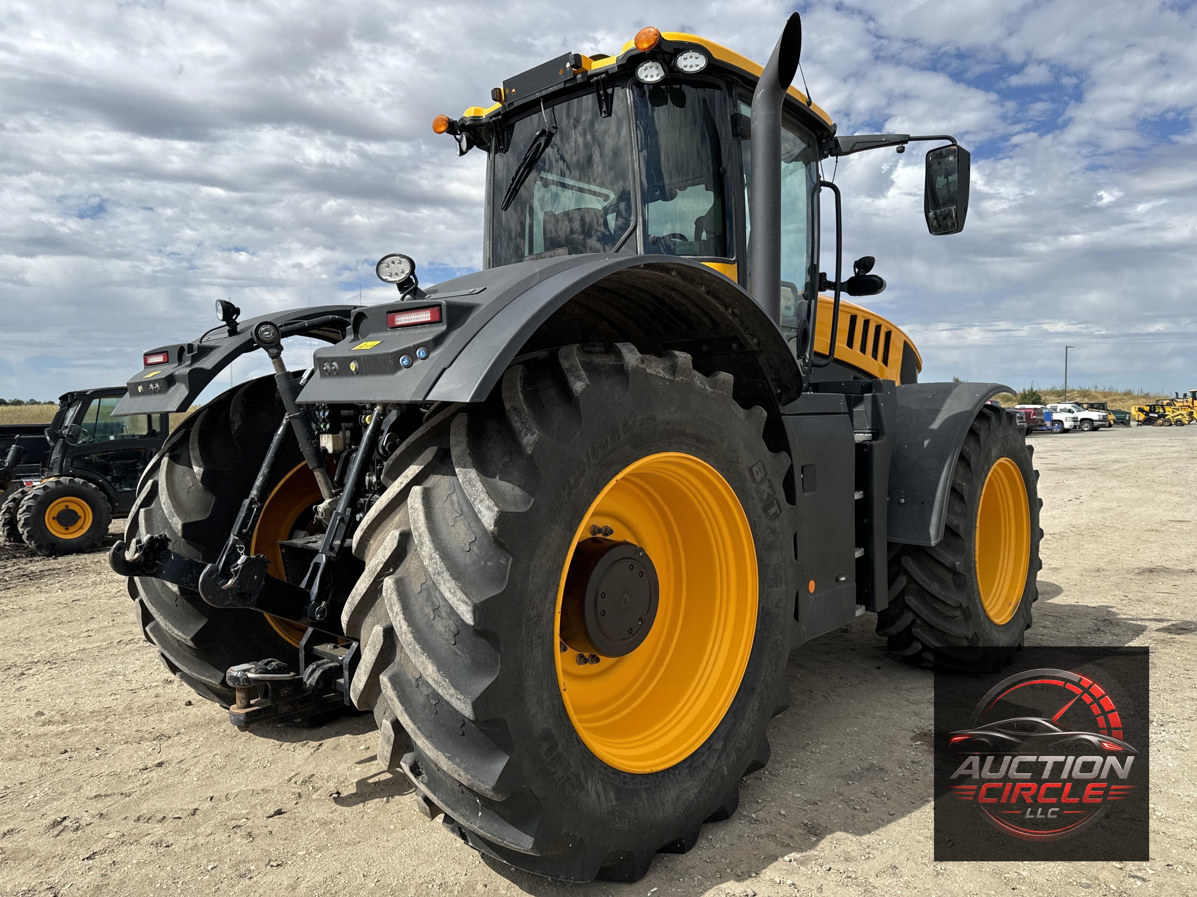 2021 Jcb 8330