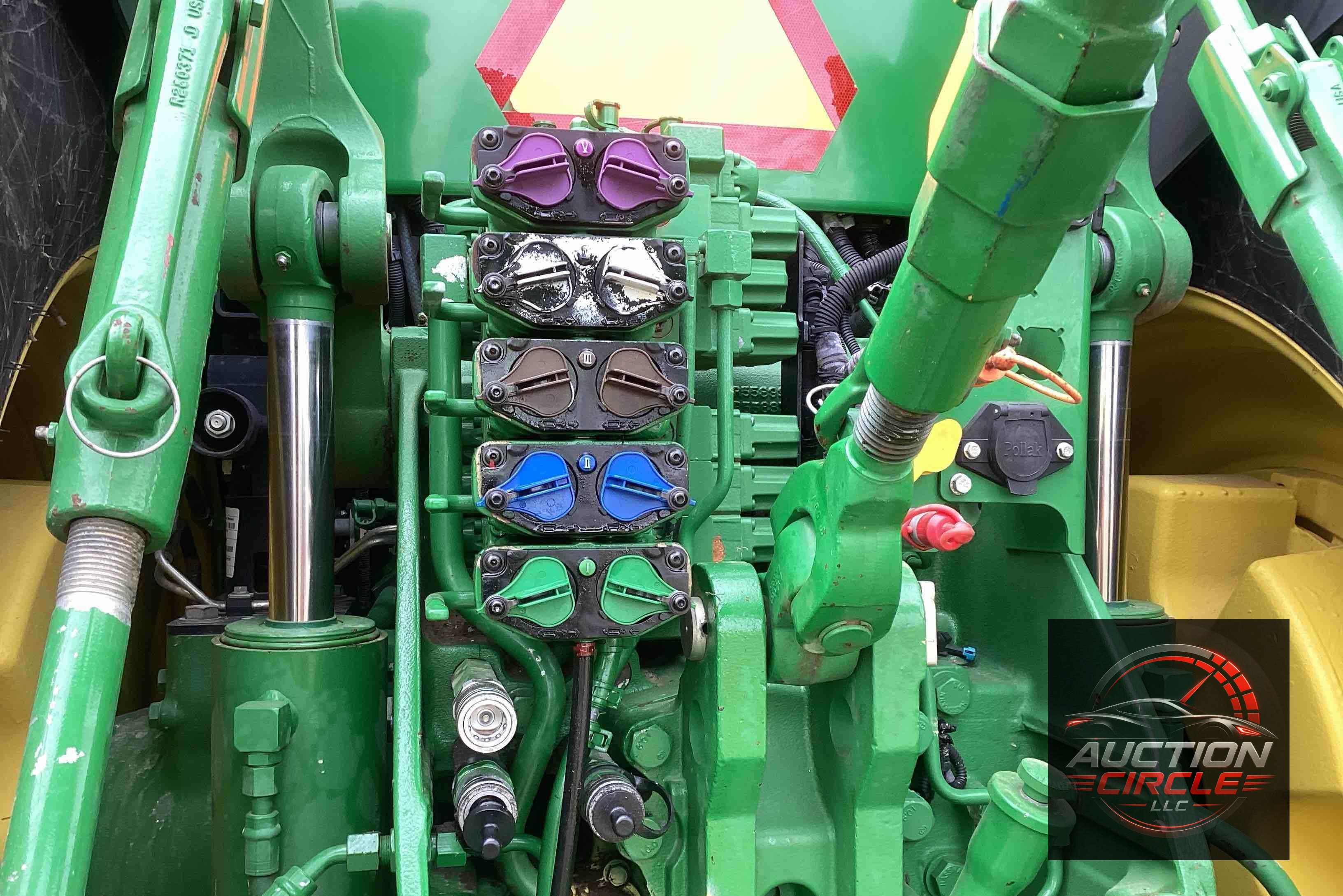 2019 John Deere 8320R