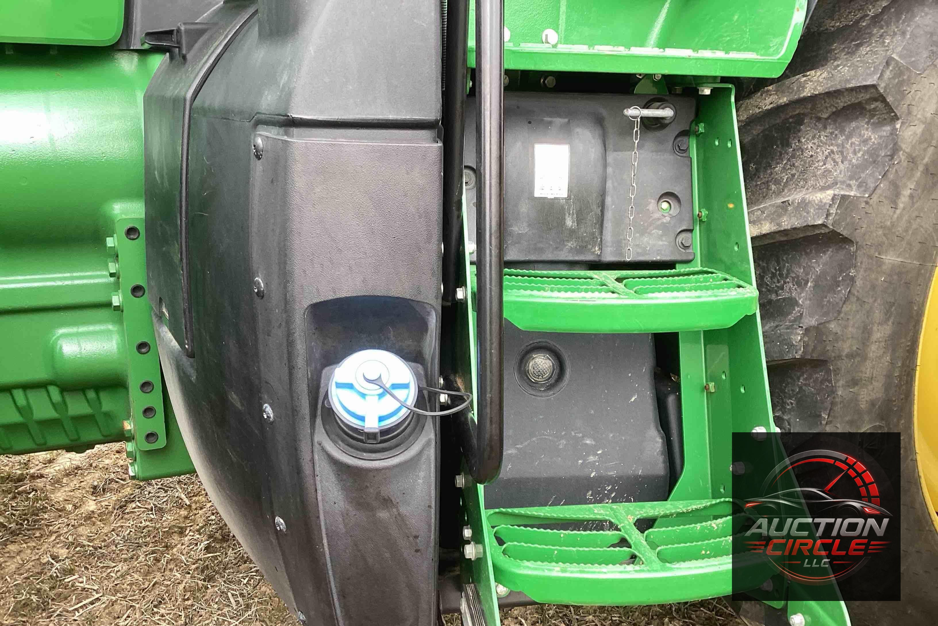 2019 John Deere 8320R