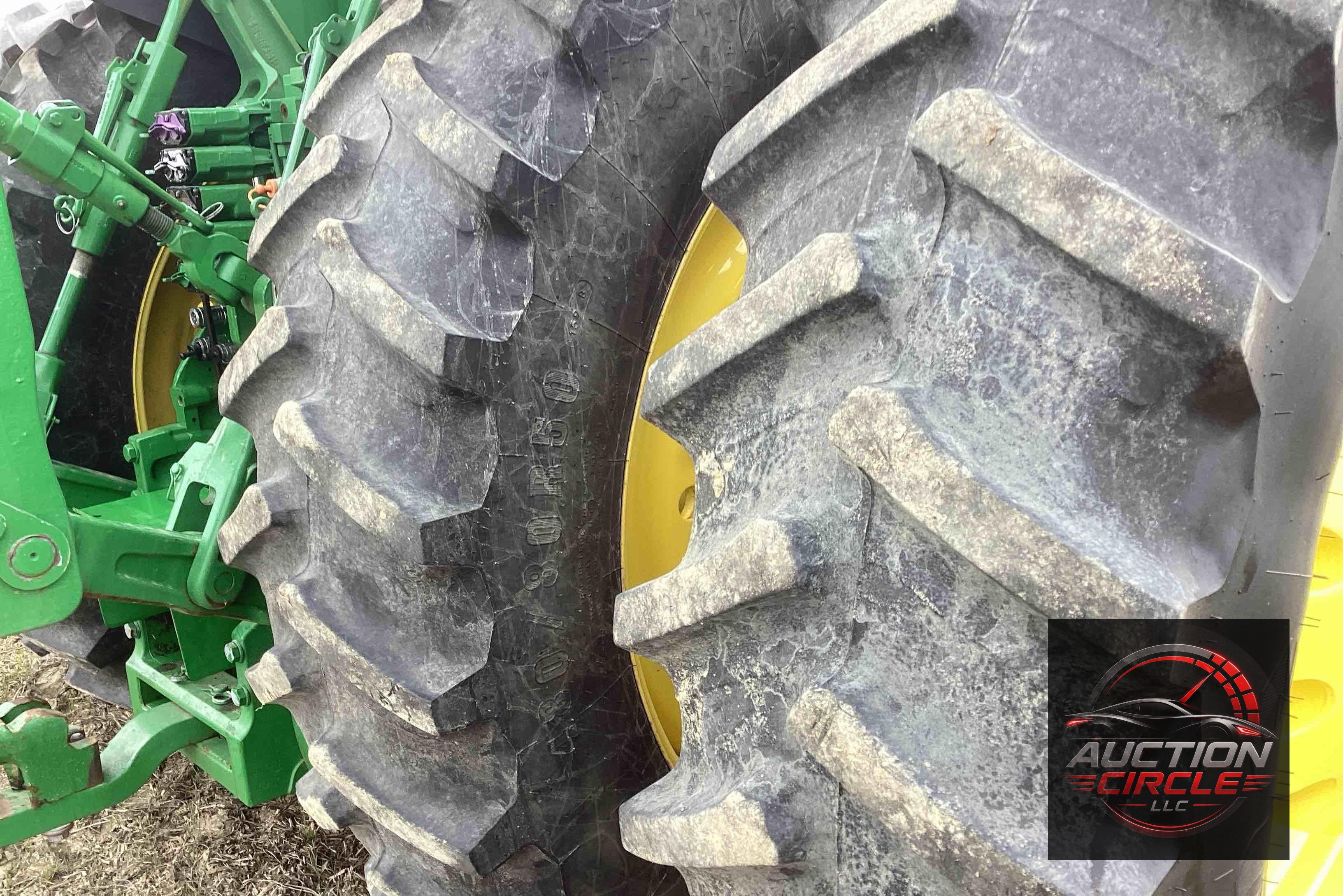2019 John Deere 8320R