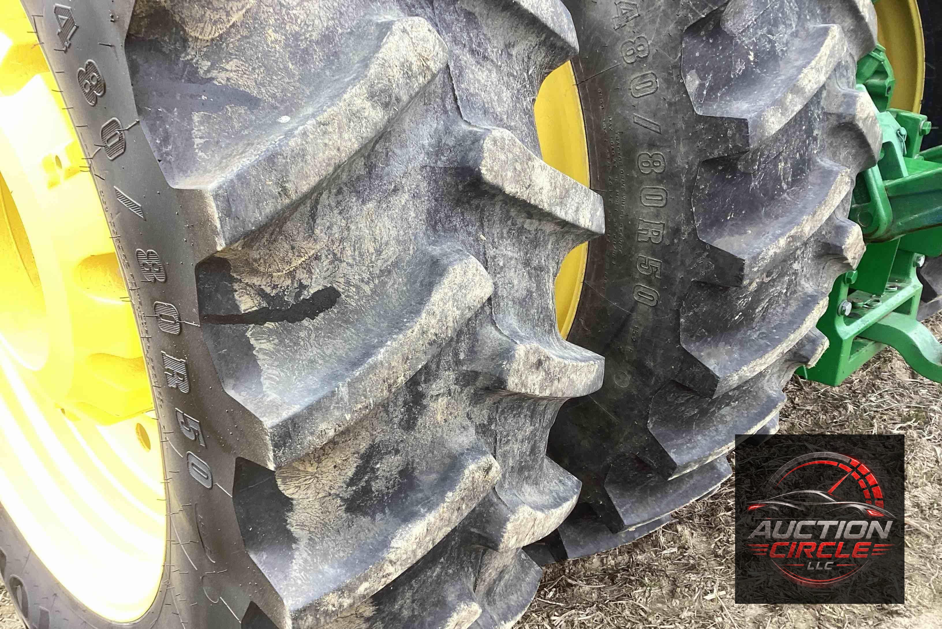 2019 John Deere 8320R