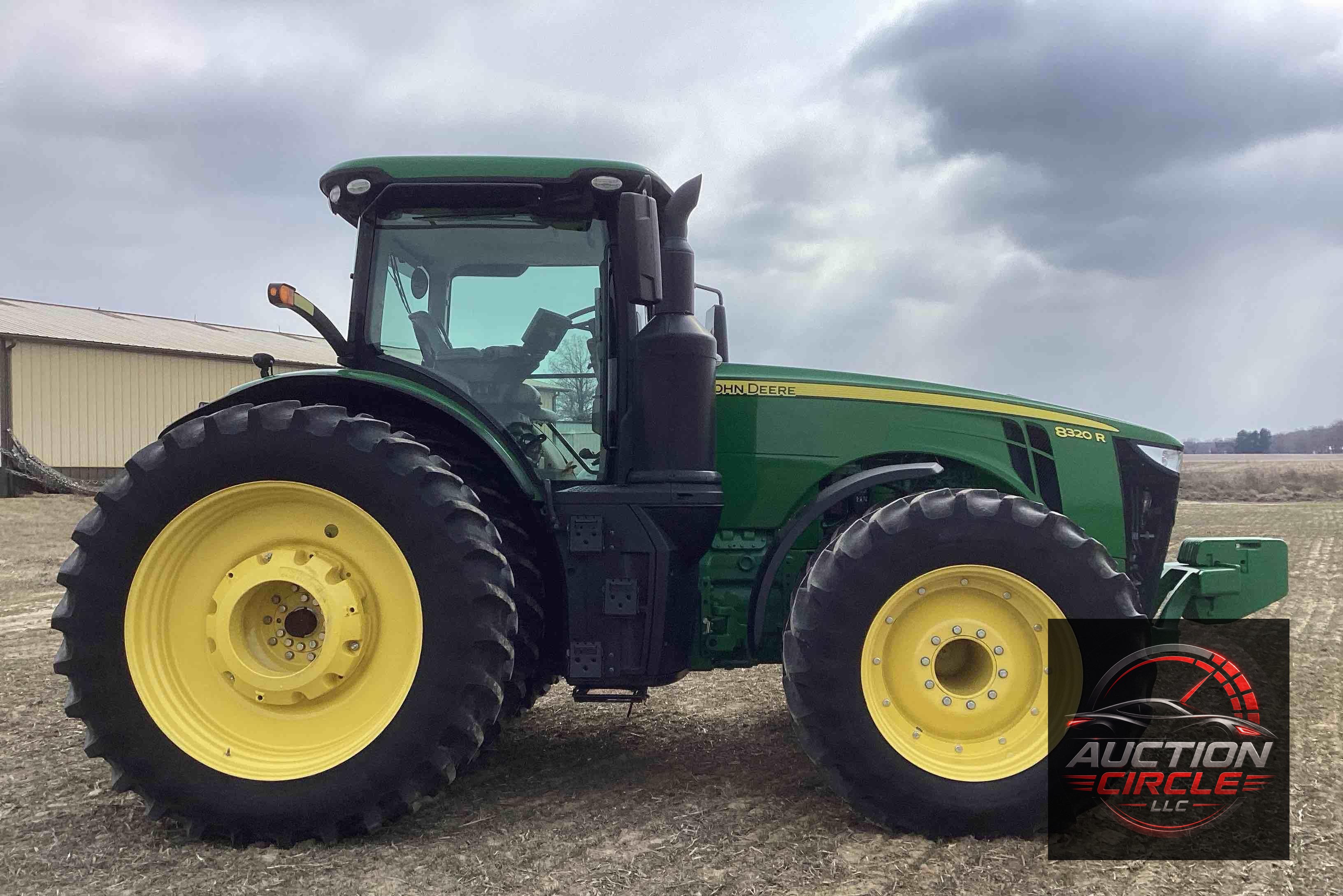 2019 John Deere 8320R