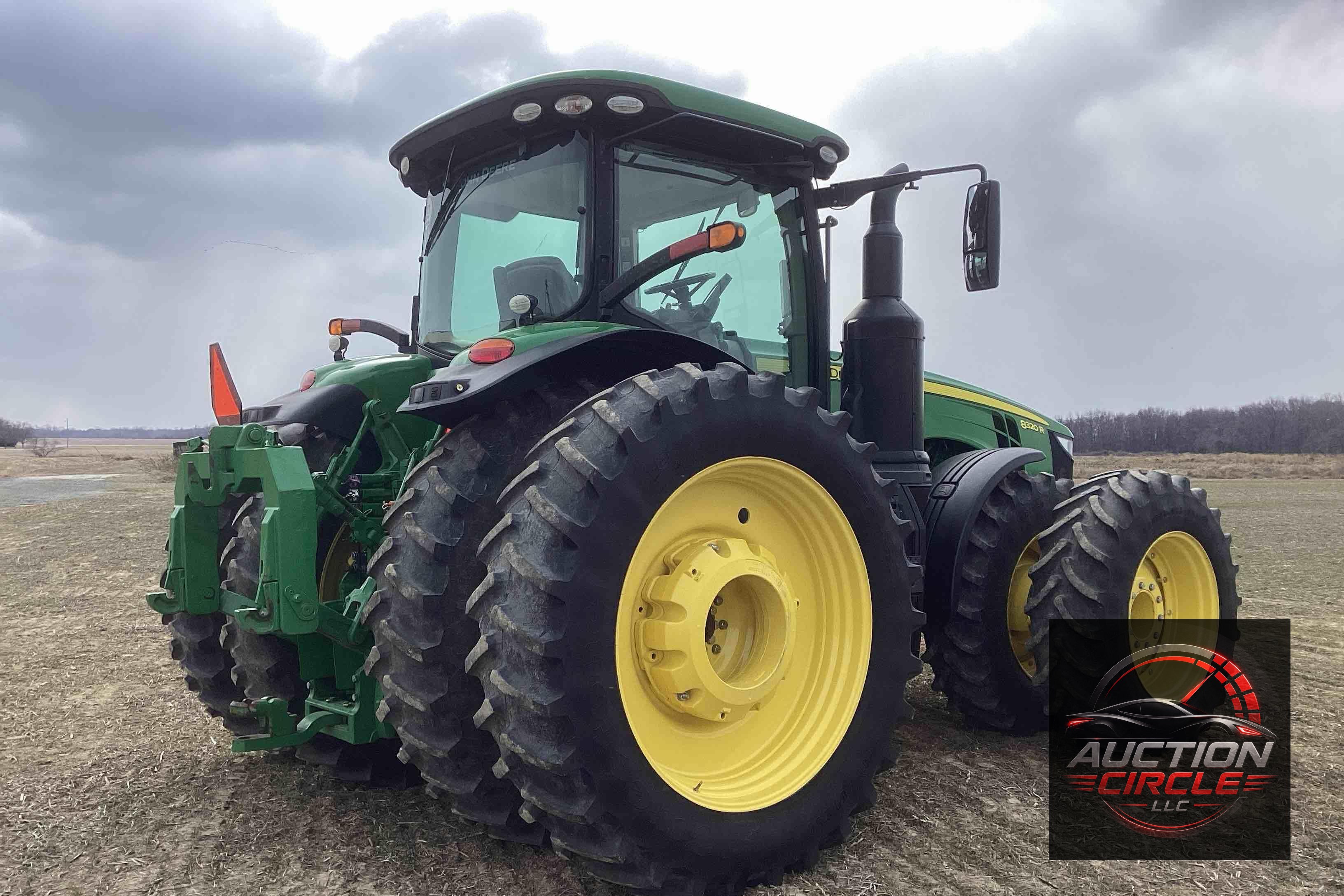 2019 John Deere 8320R
