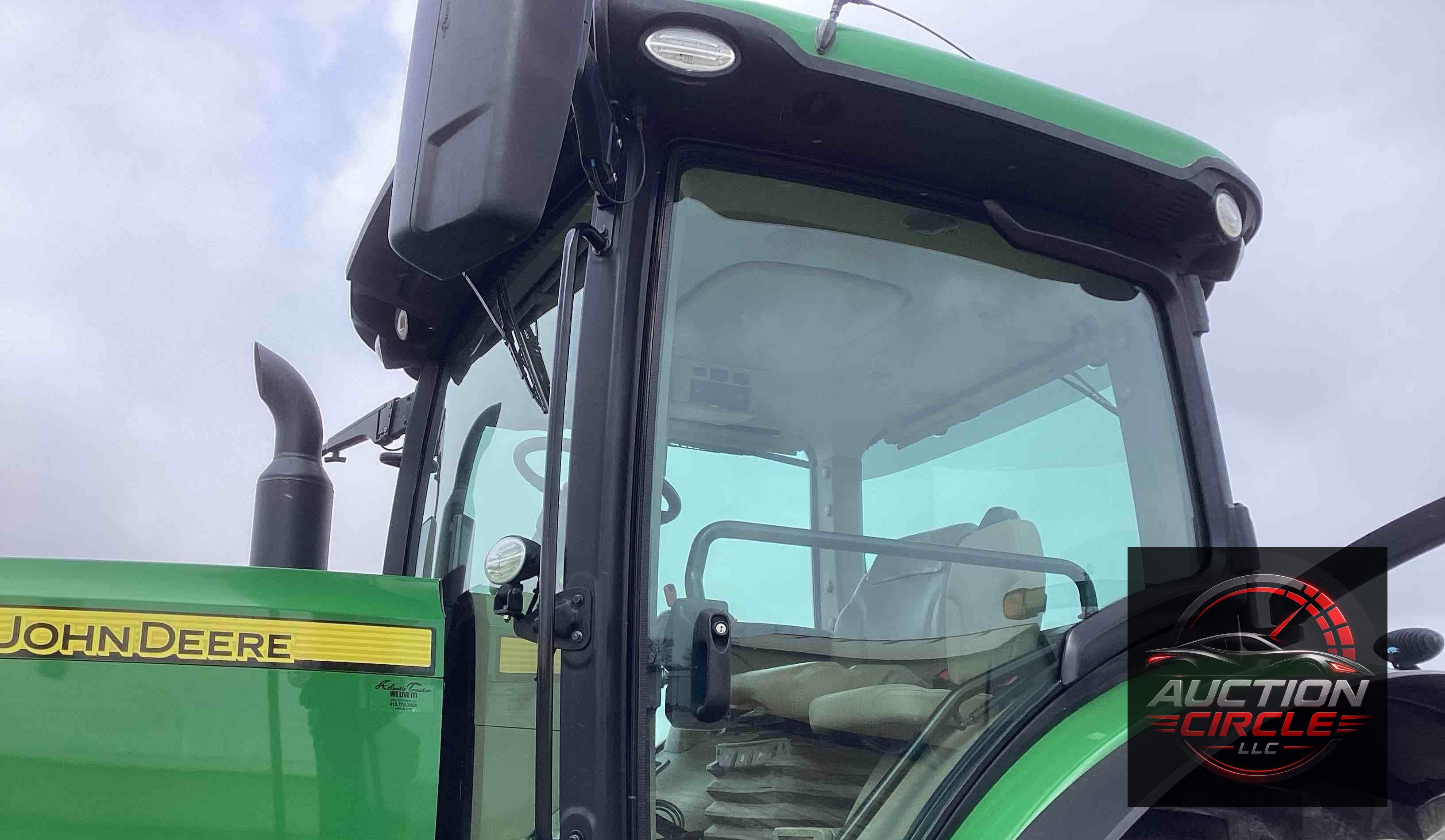 2019 John Deere 8320R