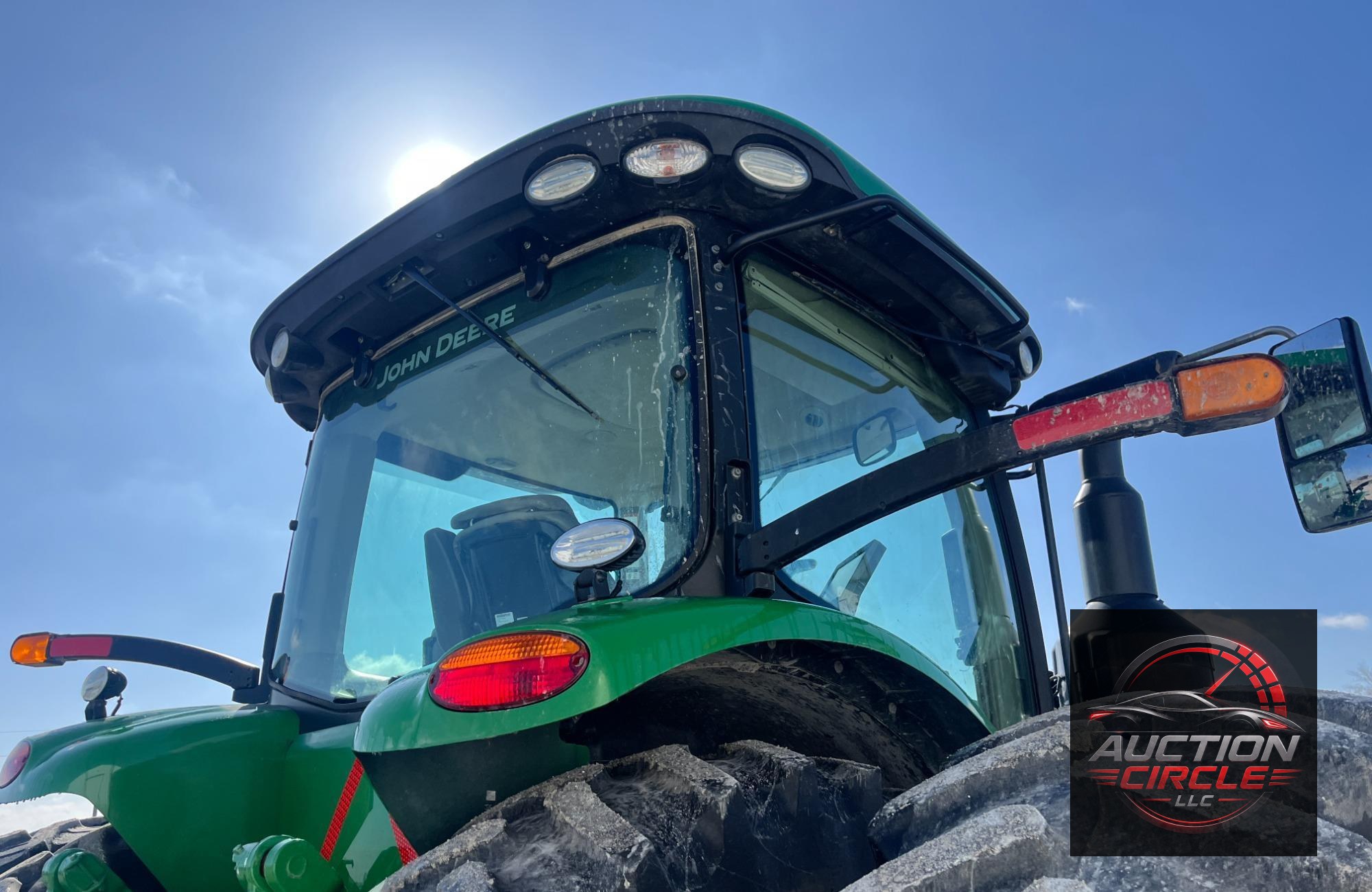 2019 John Deere 8320R
