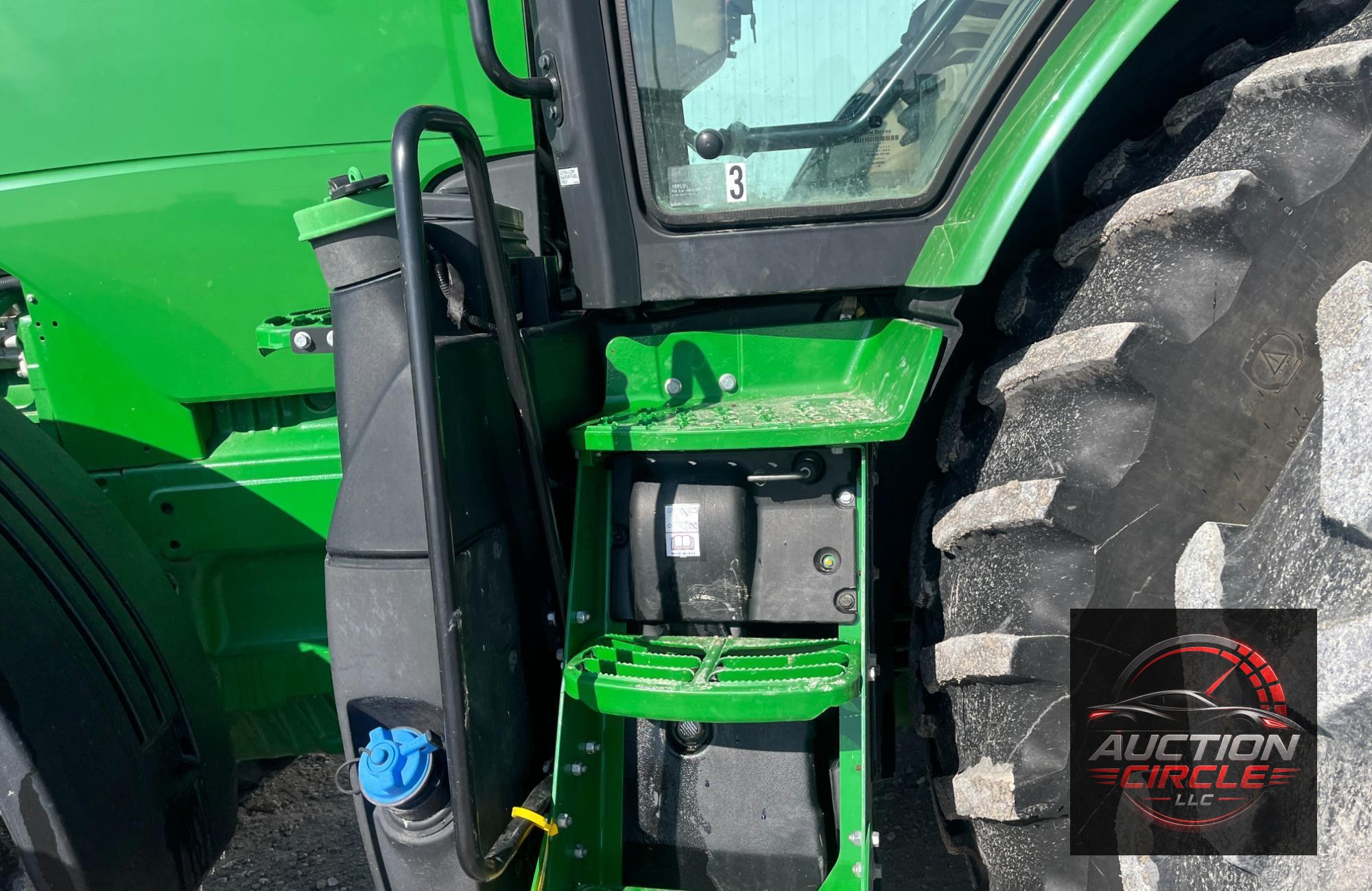 2019 John Deere 8320R